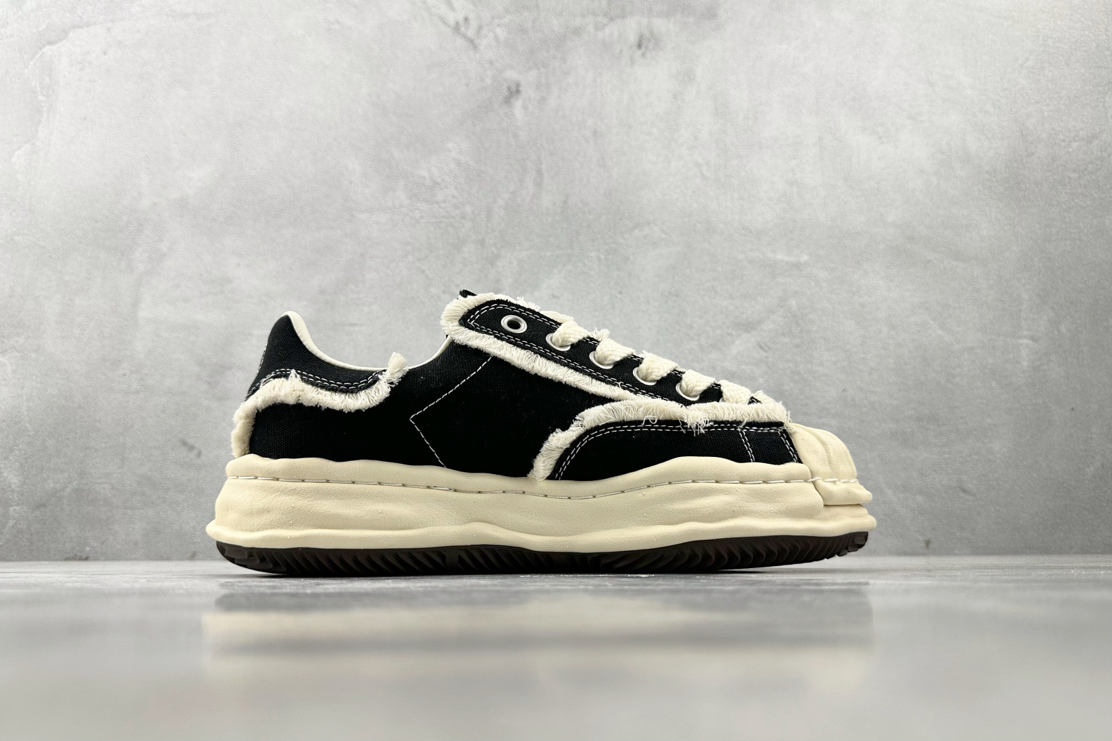 MIHARA YASUHIRO/三原康裕 x xVESSEL 黑色 C13FW713