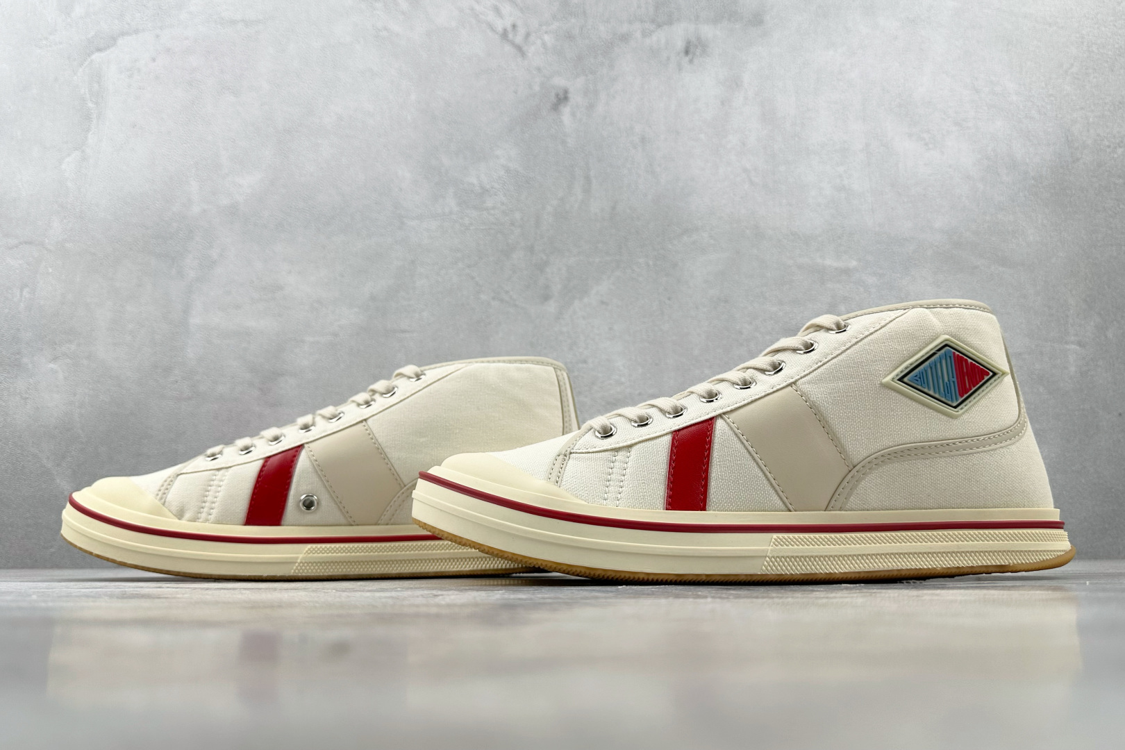 Bottega Veneta葆蝶家 Eliot 白色 827556V5JG19642