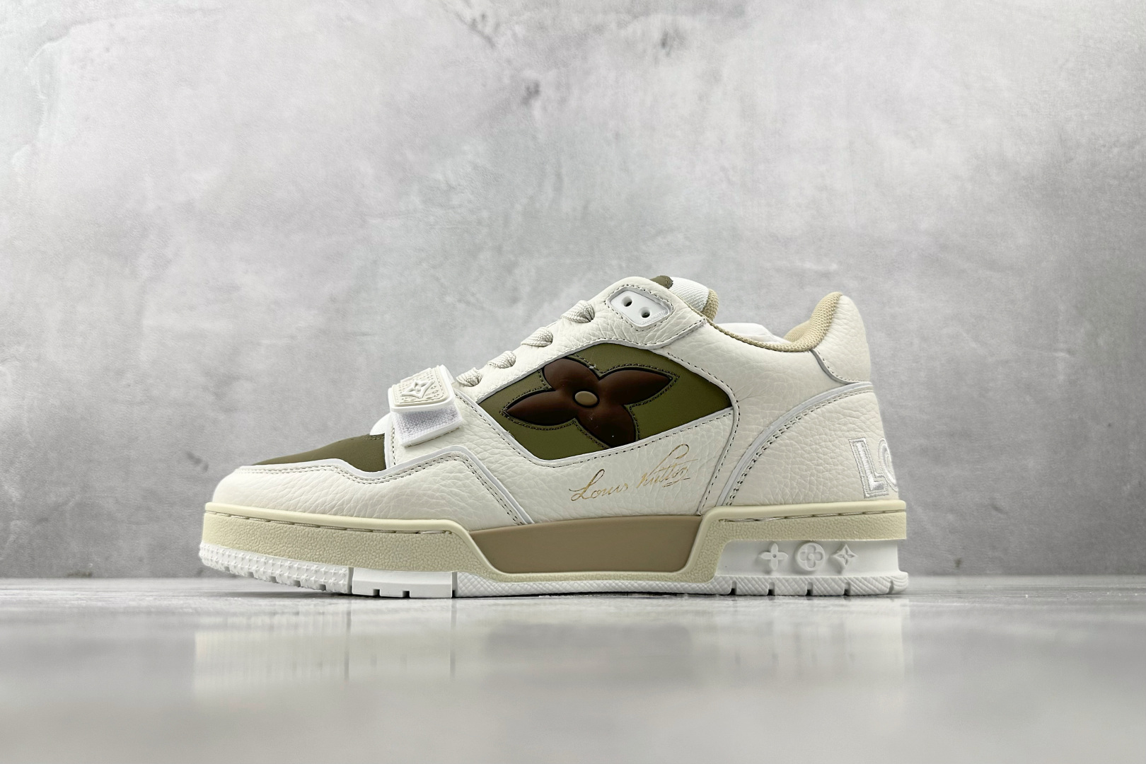 LOUIS VUITTON Trainer 米色 1ACW4C
