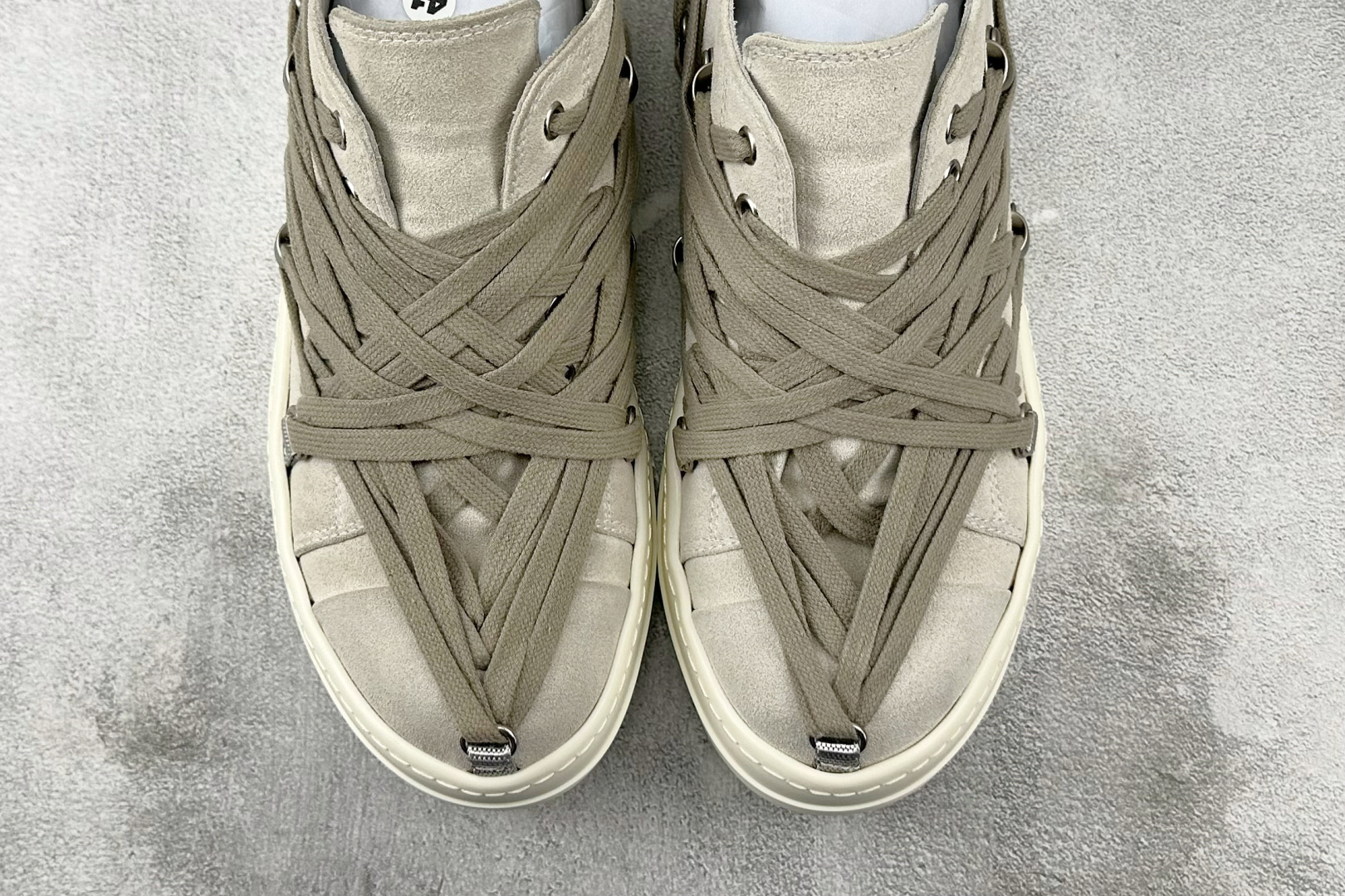 RICK OWENS/RO Mega 浅灰色 RU01E5886LVSW1_411