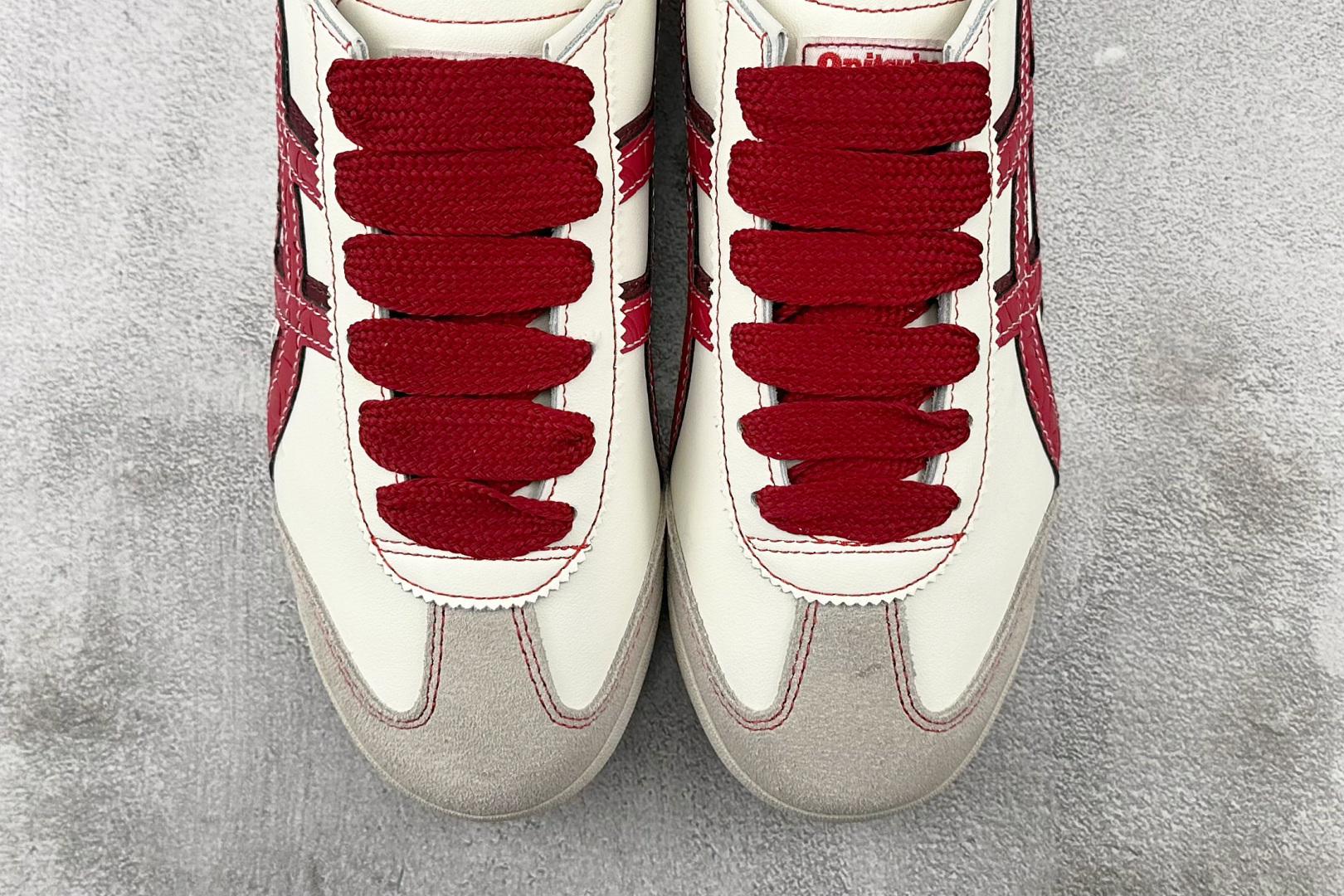 平台爆款 Onitsuka Tiger鬼塚虎 MEXICO 66 蛇年 白红色 1183C391-100