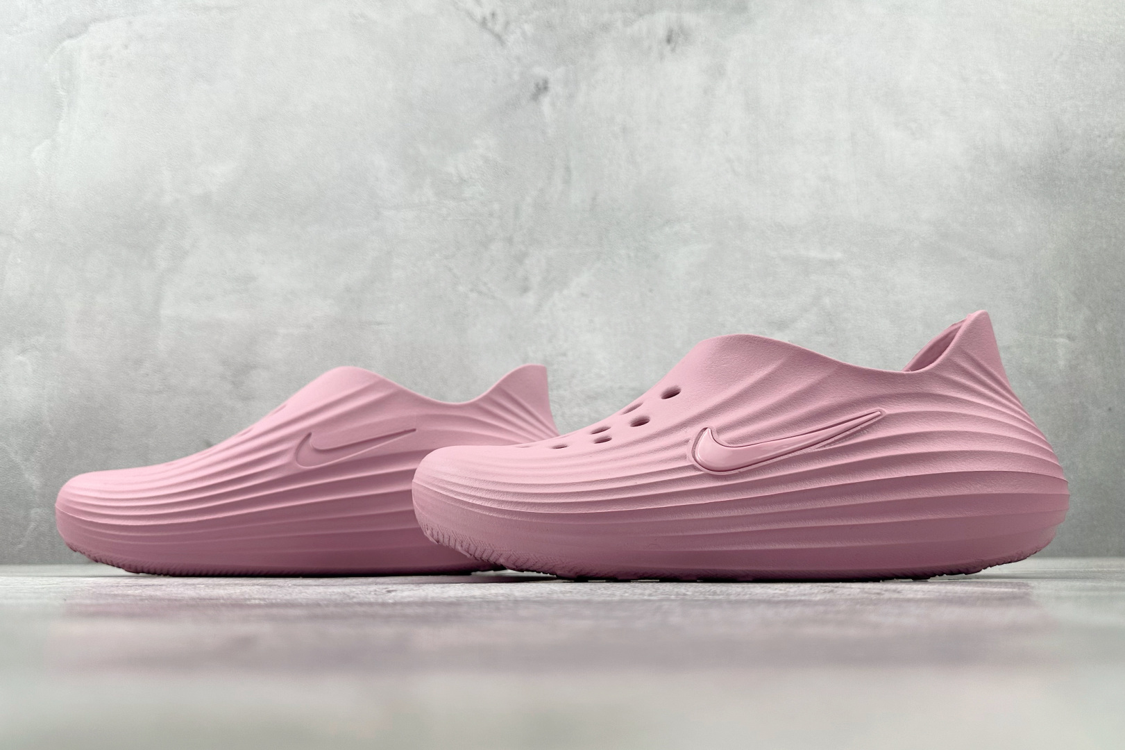 Nike ReactX Rejuven 粉色 HV5062-600