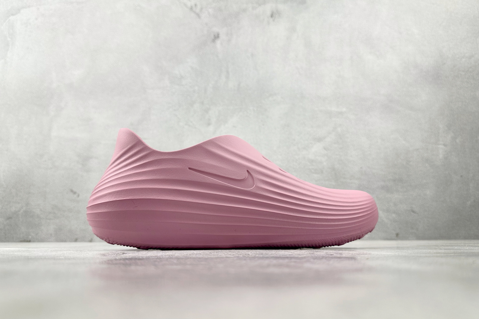 Nike ReactX Rejuven 粉色 HV5062-600