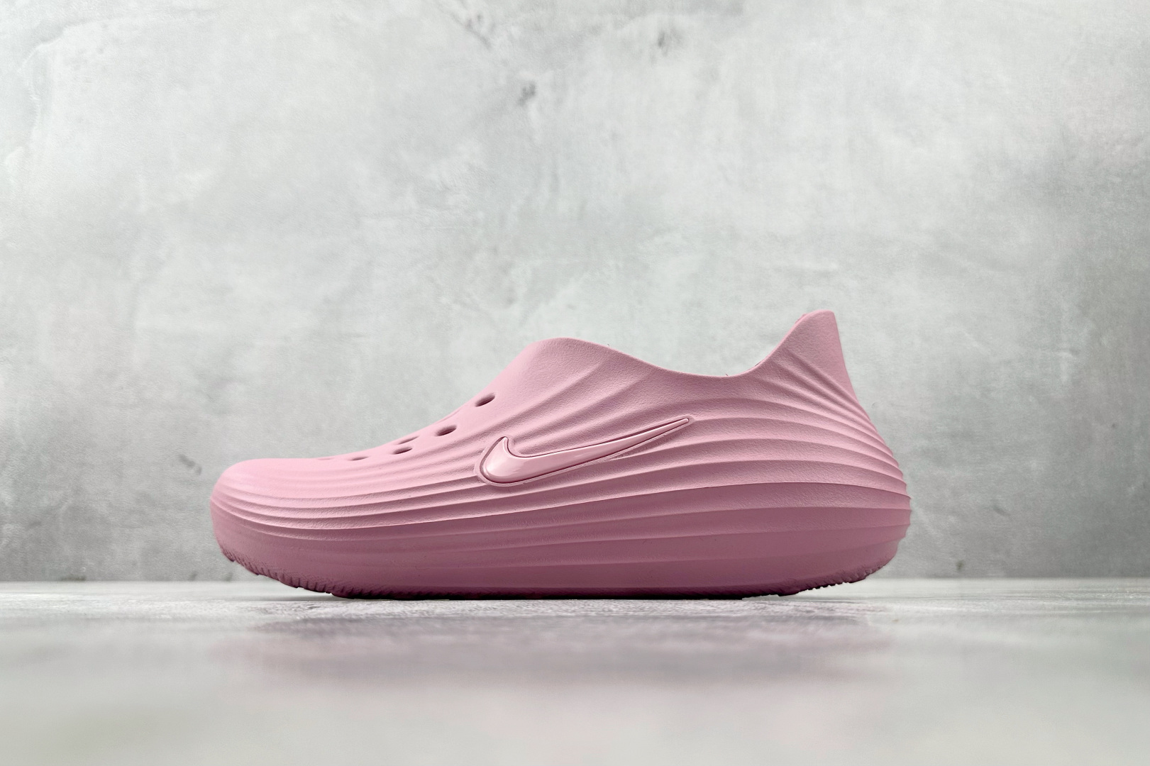 Nike ReactX Rejuven 粉色 HV5062-600