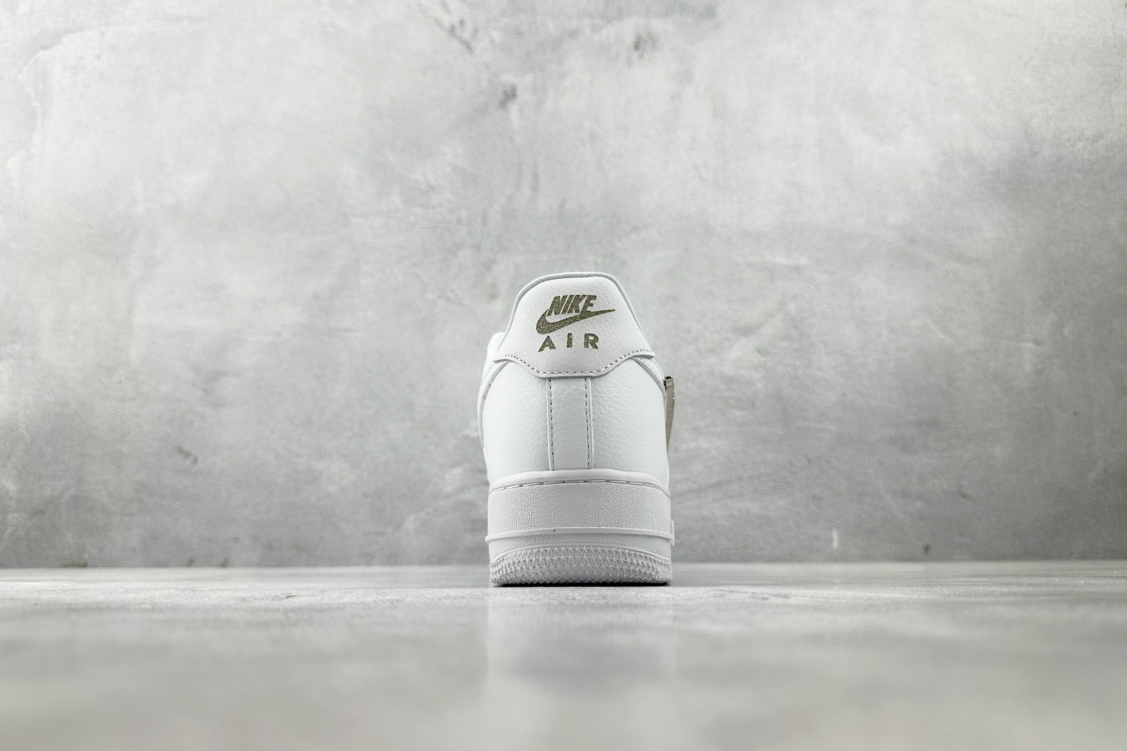 外贸批次 Nike Air Force 1 ”Molten Metal” 白色 FV3616-101