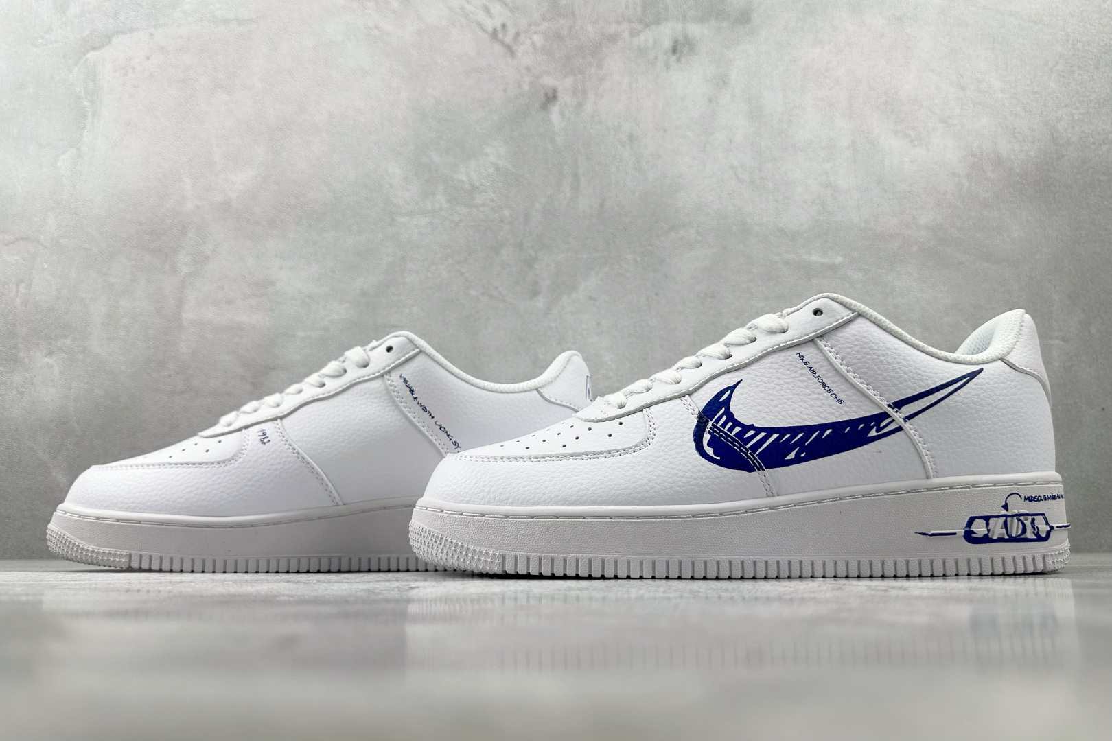 外贸批次 Nike Air Force 1 Sketch白蓝涂鸦 CW7581-100