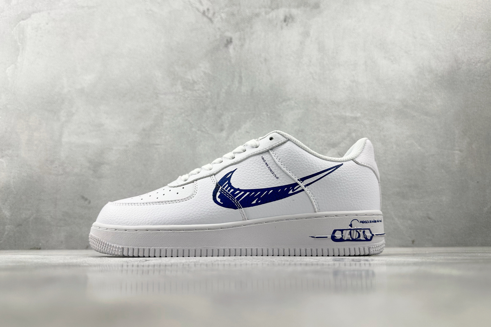 外贸批次 Nike Air Force 1 Sketch白蓝涂鸦 CW7581-100