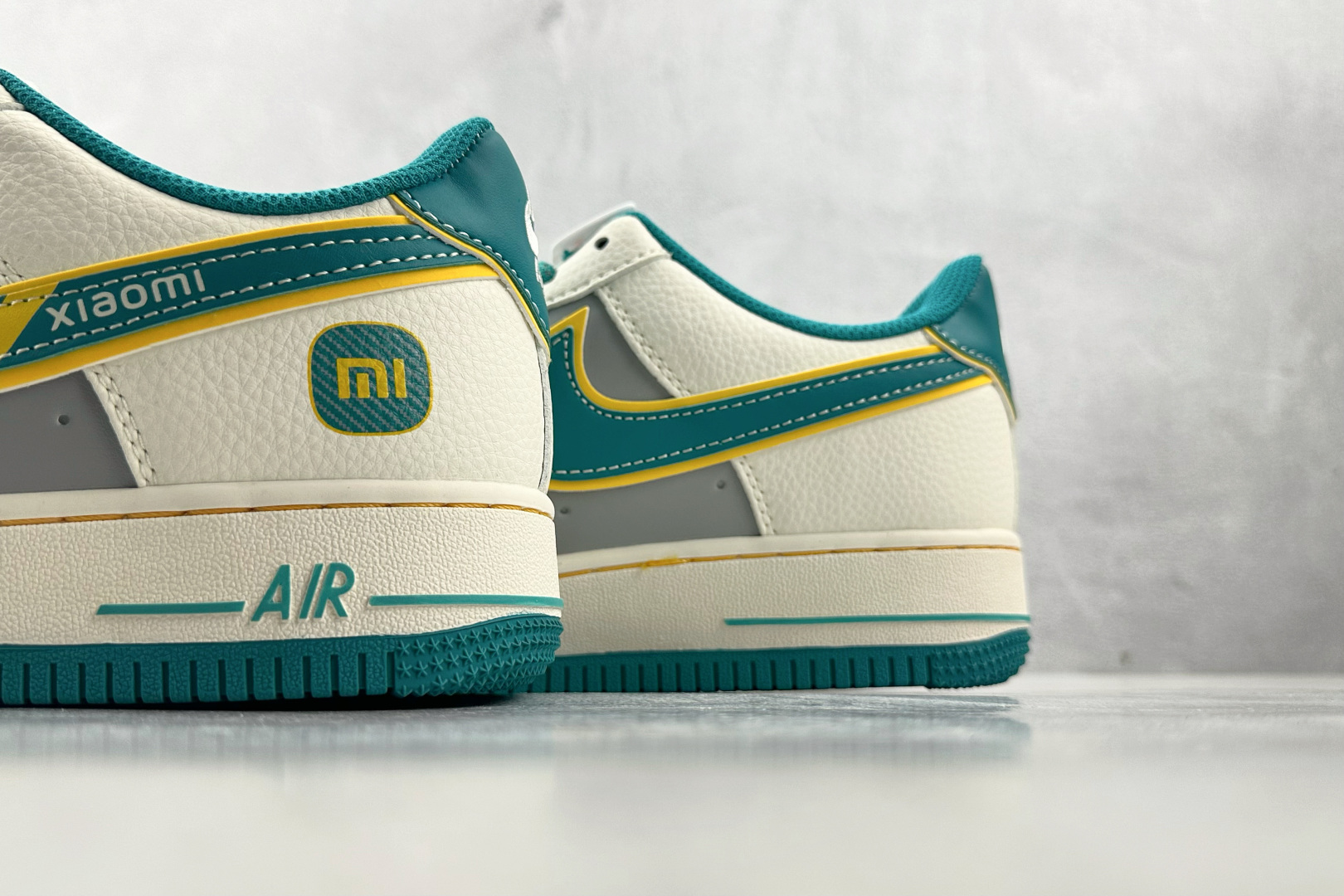 Nike Air Force 1'07 小米 联名 白灰蓝 SS1168-208