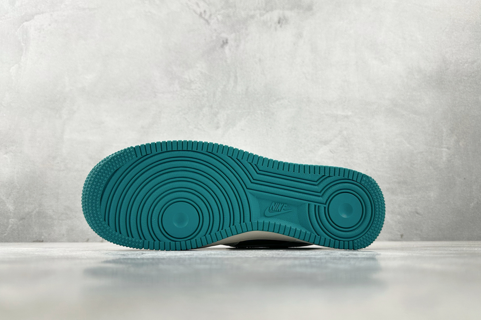 Nike Air Force 1'07 小米 联名 白灰蓝 SS1168-208