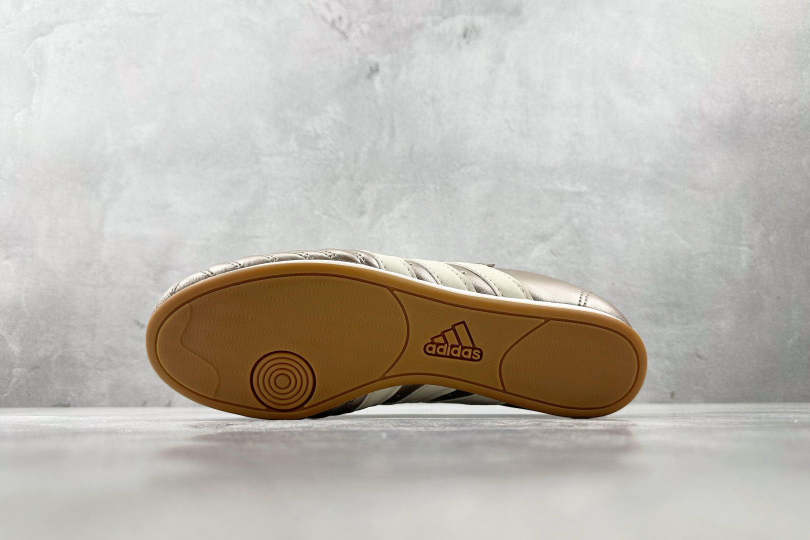 出口订单 adidas TAEKWONDO 棕色 JQ8200