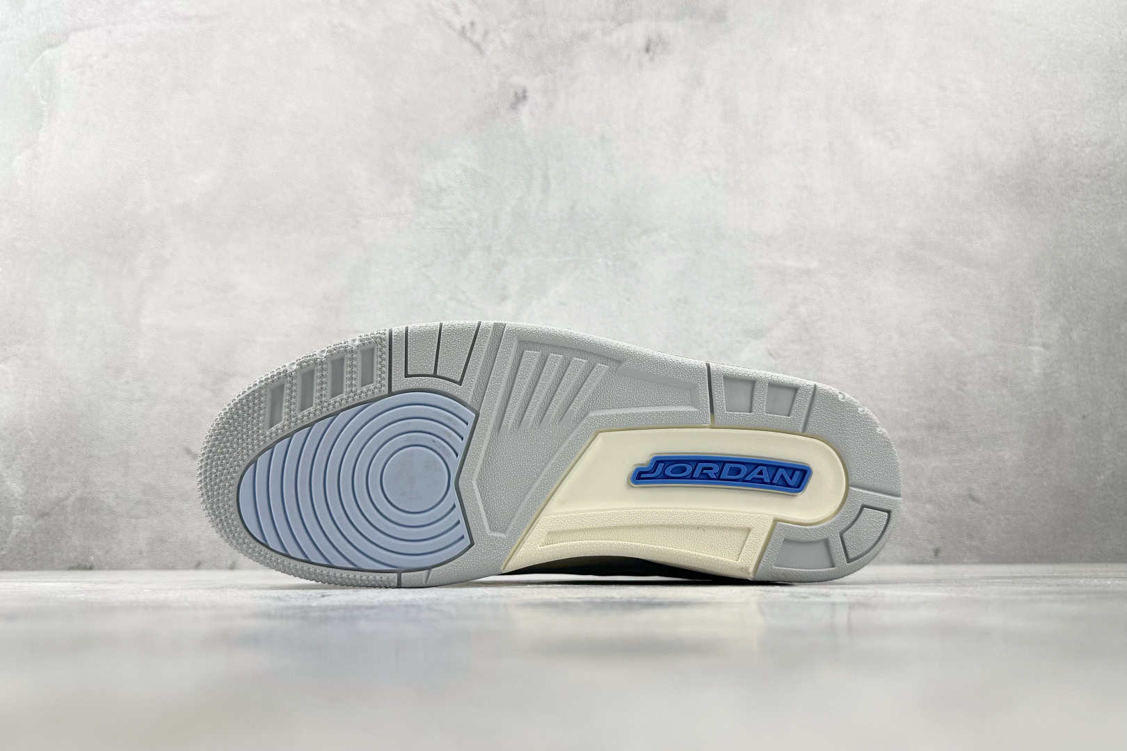 外贸专供 Jordan Air Jordan 3 “Lucky Shorts”北卡蓝 白蓝 CT8532-101
