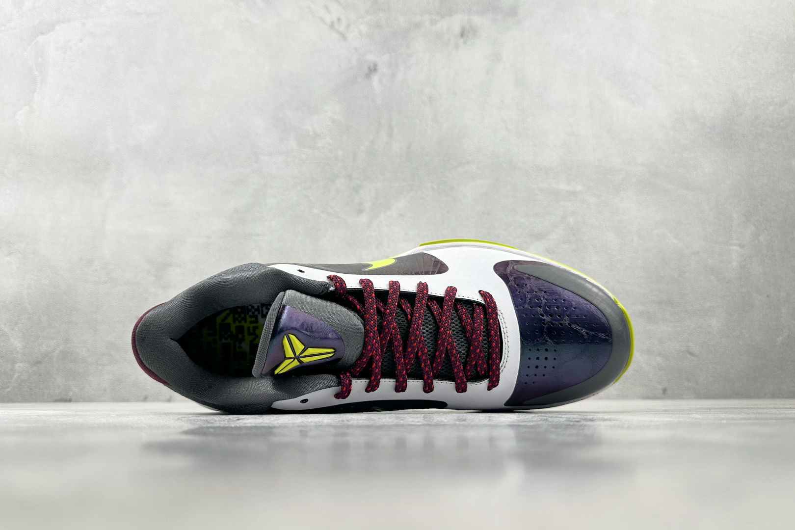 Nike Zoom Kobe 5 Protro ”Chaos” 科比5 小丑Air Zoom 黑白 CD4991-100