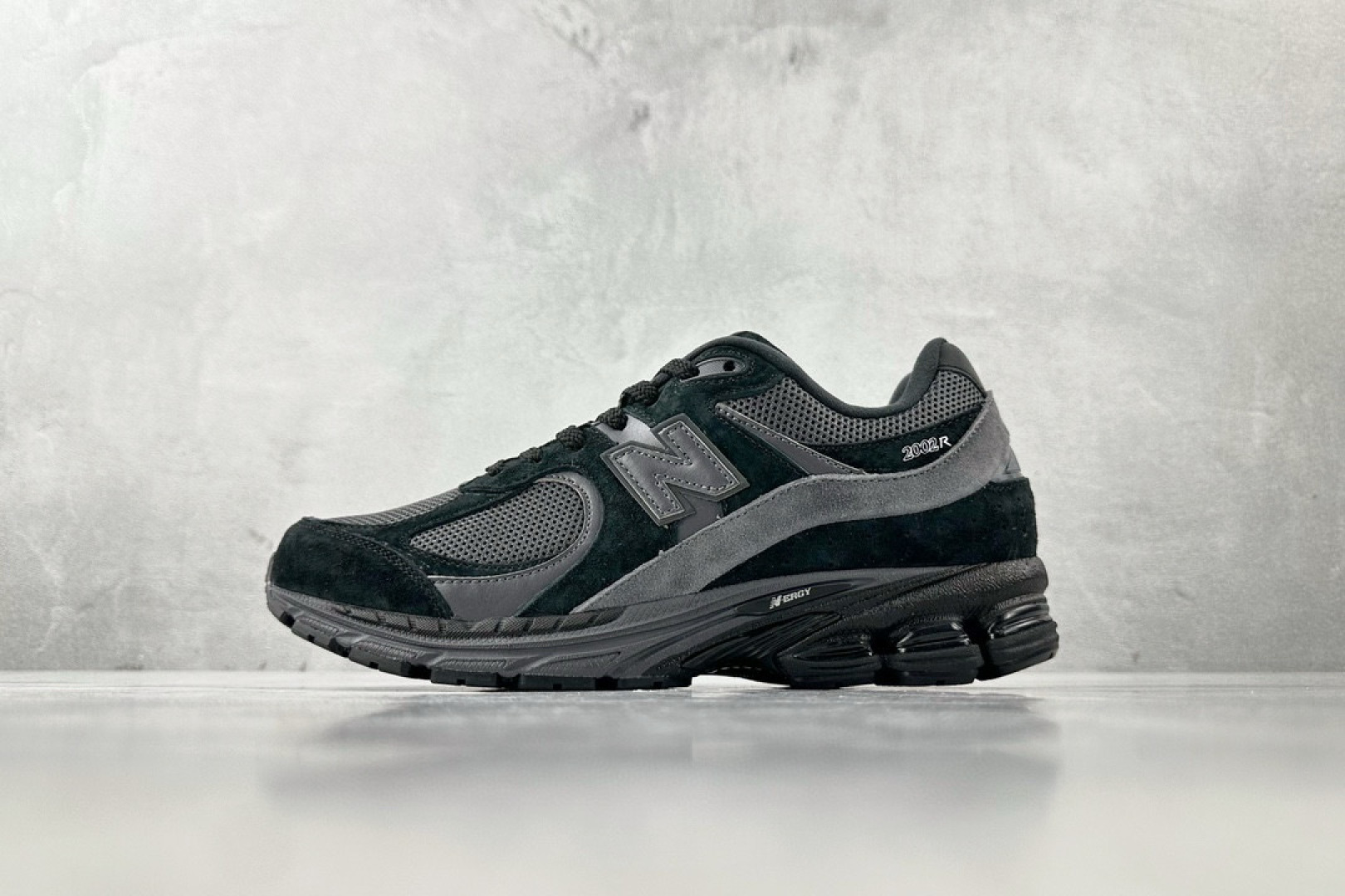  C 版大厂出品 配色 New Balance NB 2002R 系列