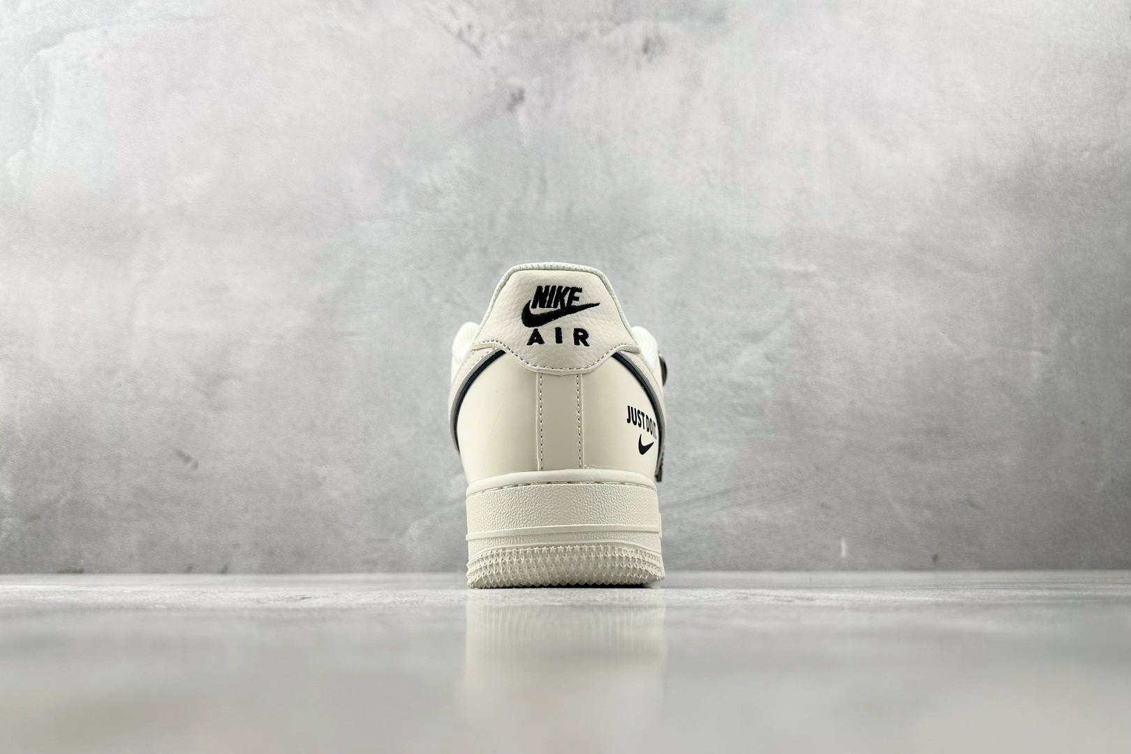 Nike Air Force 1'07 JUST DOIT. 联名 米白 CS5288-012