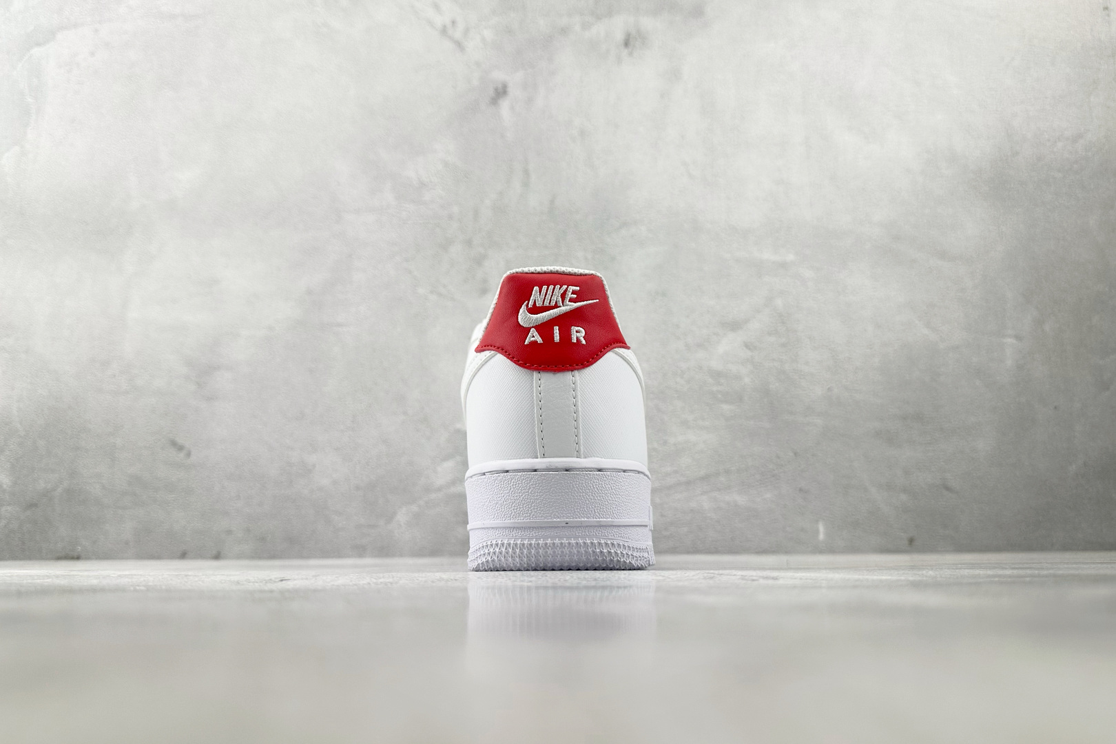 Nike Air Force 1 Low Next Nature白红 IB7167-103