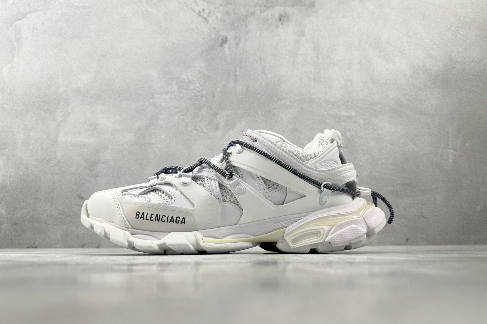 代购版 Balenciaga巴黎世家 Track Trail 圆头系带 白色 800590WTRHK9050