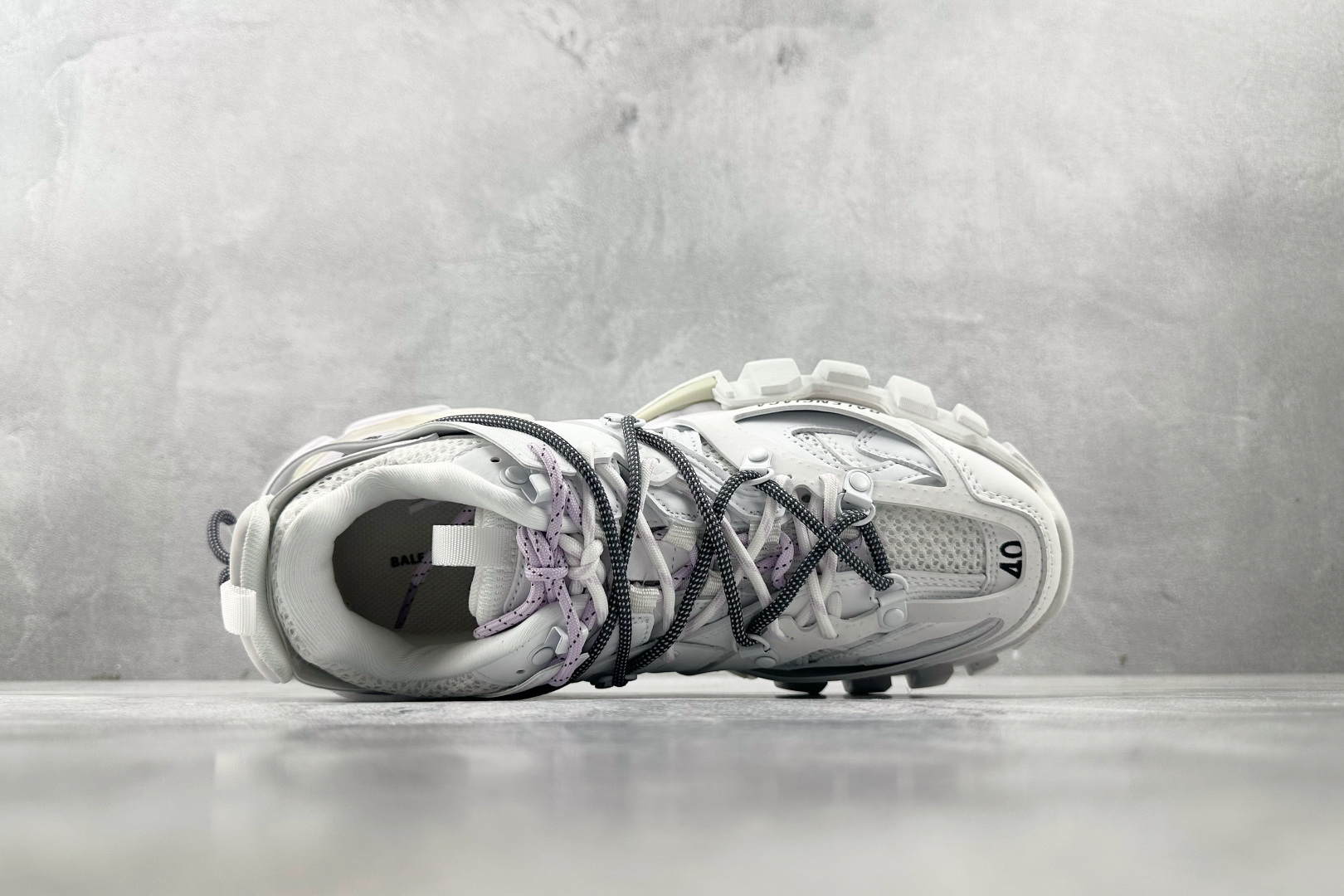 代购版 Balenciaga巴黎世家 Track Trail 圆头系带 白色 800590WTRHK9050