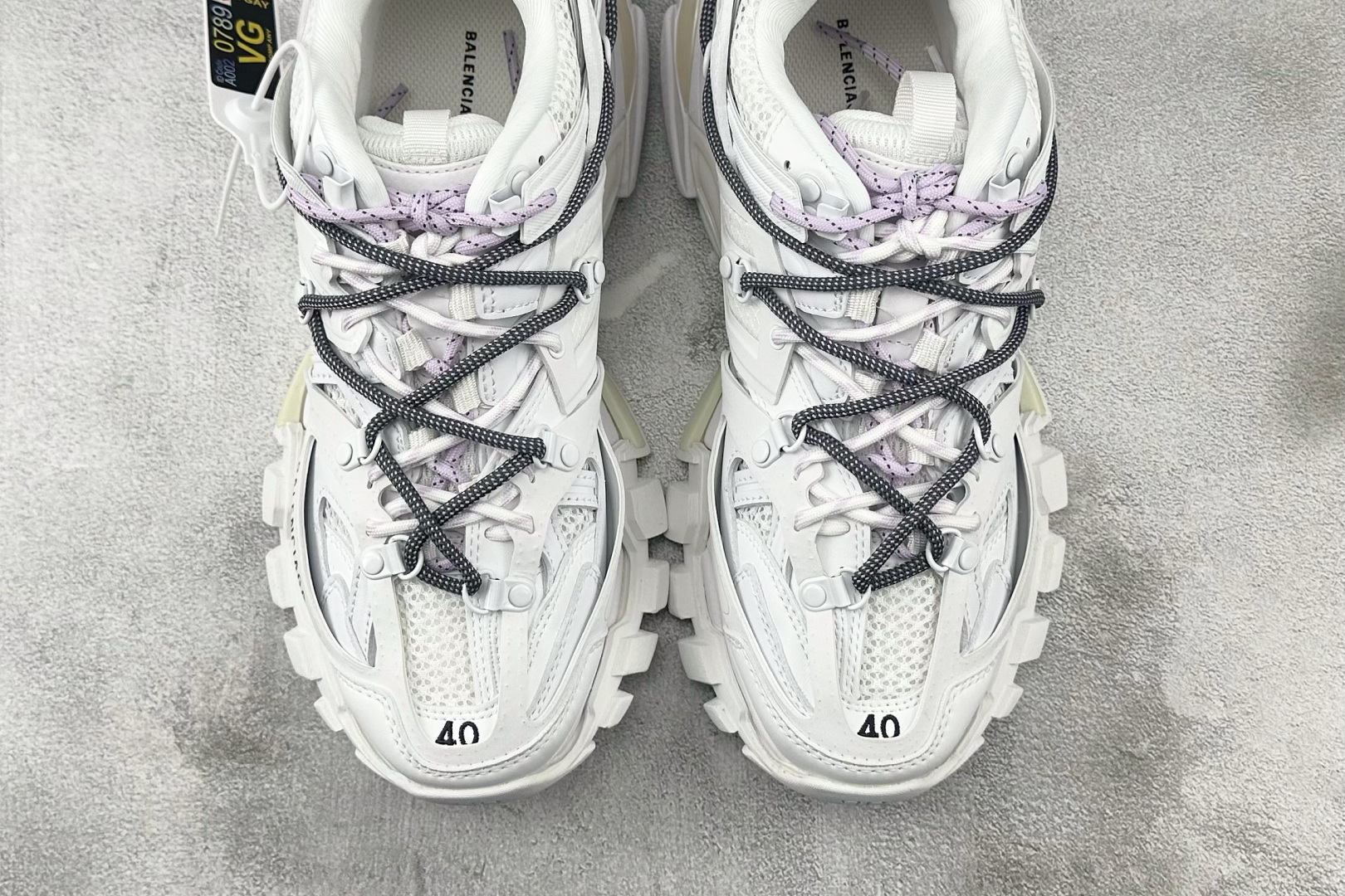 代购版 Balenciaga巴黎世家 Track Trail 圆头系带 白色 800590WTRHK9050