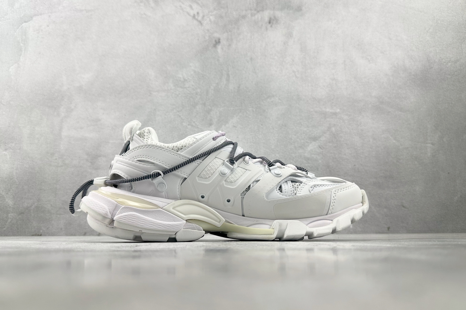 代购版 Balenciaga巴黎世家 Track Trail 圆头系带 白色 800590WTRHK9050