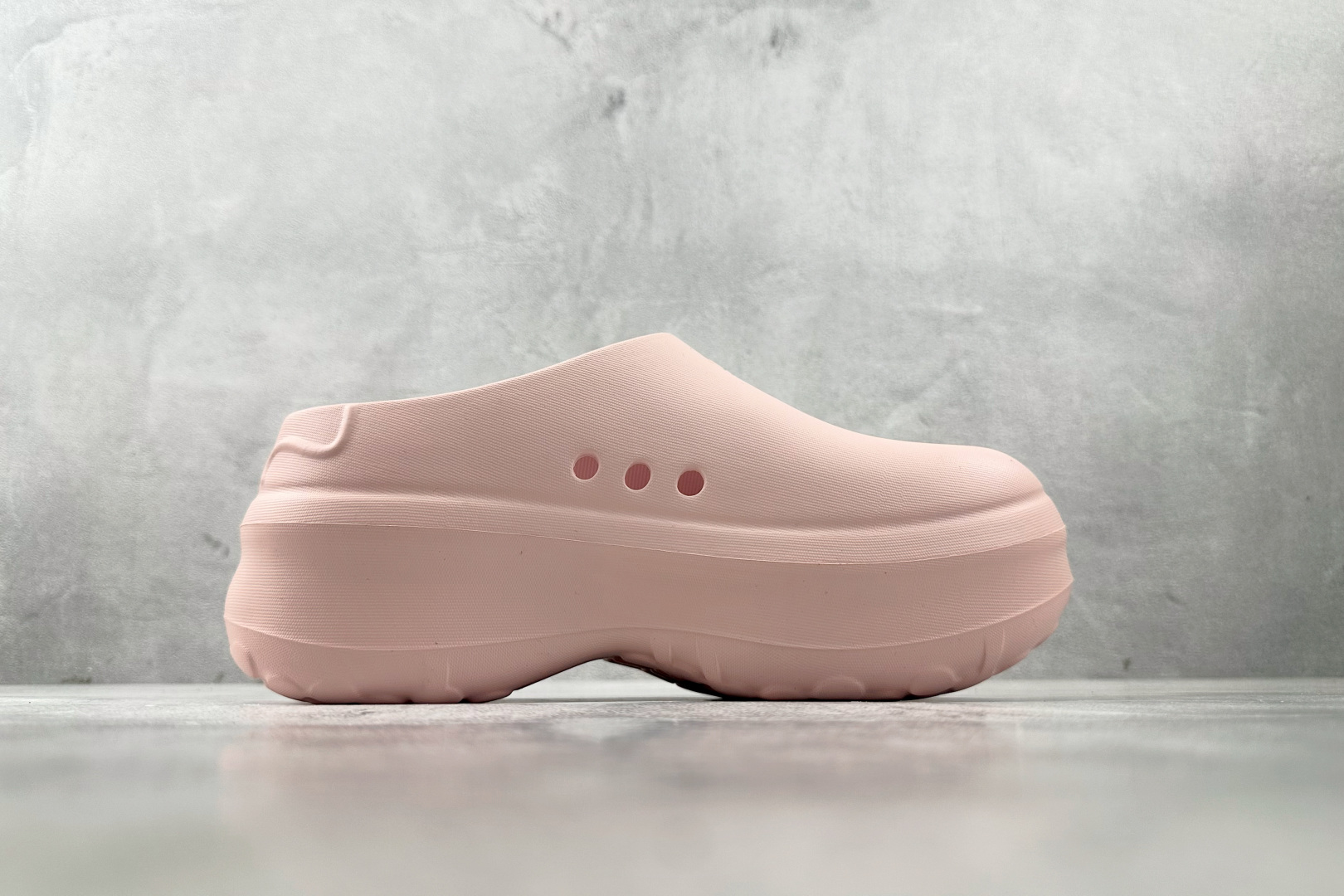 迪士尼《猫儿历险记》× adidas originals ADIFOMSTAN MULE 粉色 JR7150
