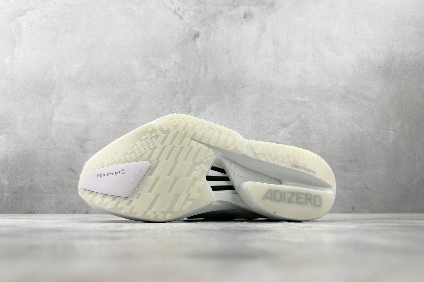 平台订单 adidas Adizero Adios Pro 4 白色 JR6355