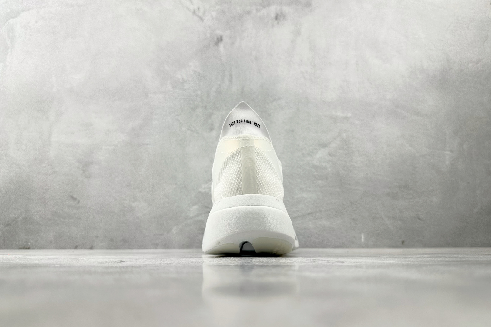平台订单 adidas Adizero Adios Pro 4 白色 JR6355