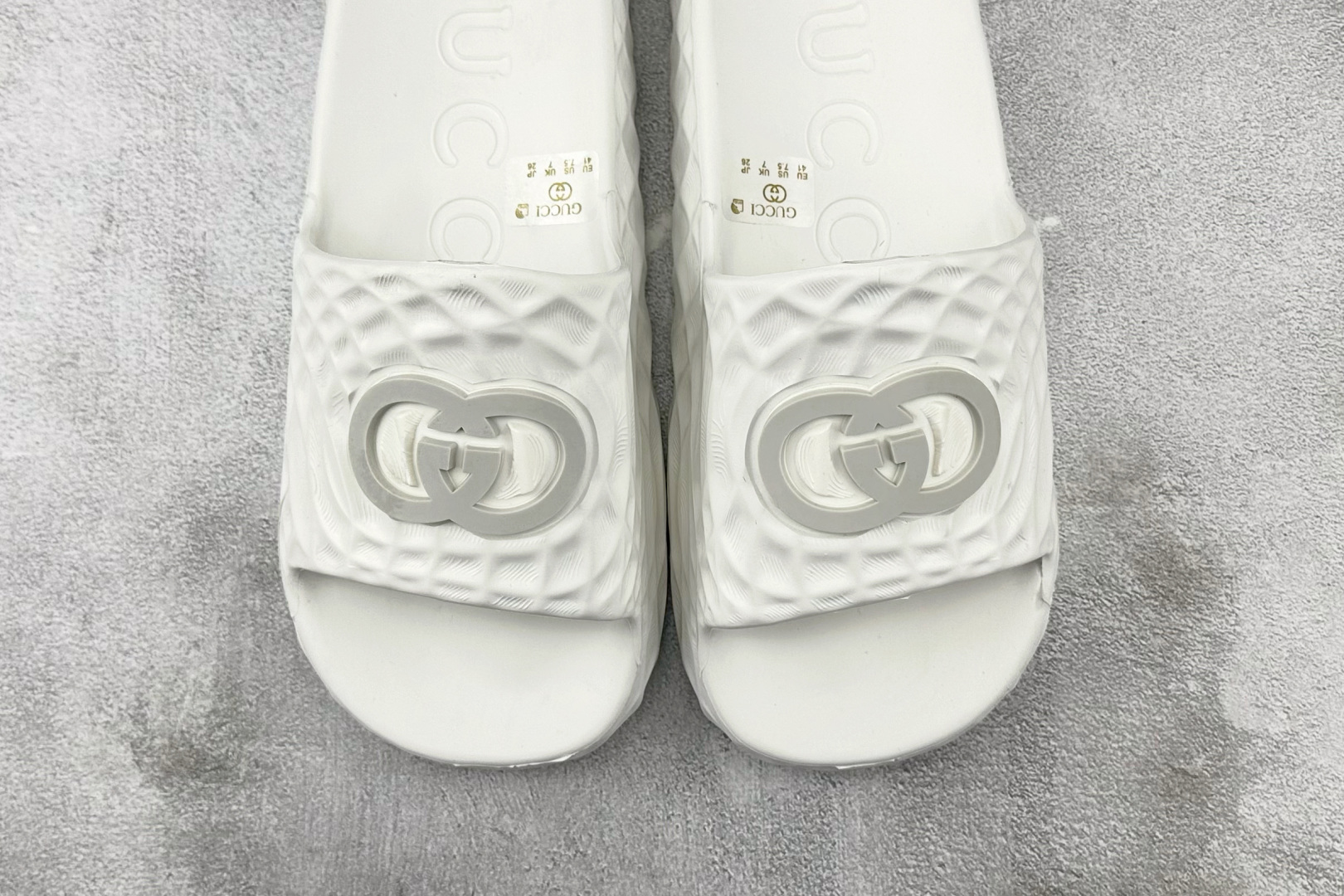 大厂出品 GUCCI古弛 Interlocking 白色 770801 J8710 9164
