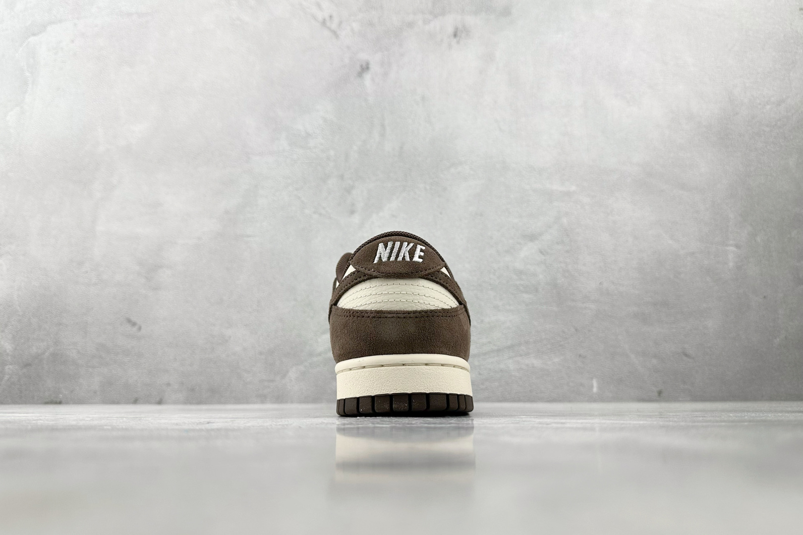 220 Nike Dunk Low 白棕色 FQ8249-104-Chinese UA Cheap High Quatity Brand Clothes Bags handbags Sneakers wholesale wholesaler seller from China Factory suppliers Fashion Clothing Shoes best Quality Beautiful Price 220 Nike Dunk Low 白棕色 FQ8249-104