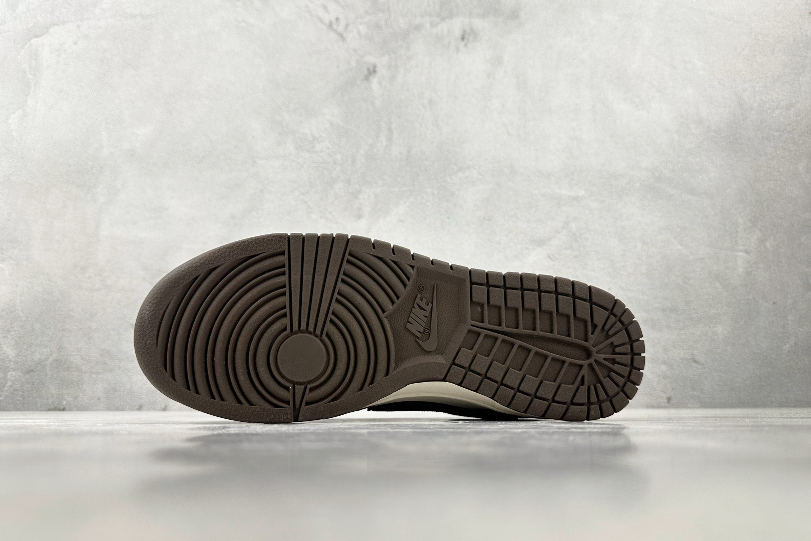 220 Nike Dunk Low 白棕色 FQ8249-104-Chinese UA Cheap High Quatity Brand Clothes Bags handbags Sneakers wholesale wholesaler seller from China Factory suppliers Fashion Clothing Shoes best Quality Beautiful Price 220 Nike Dunk Low 白棕色 FQ8249-104