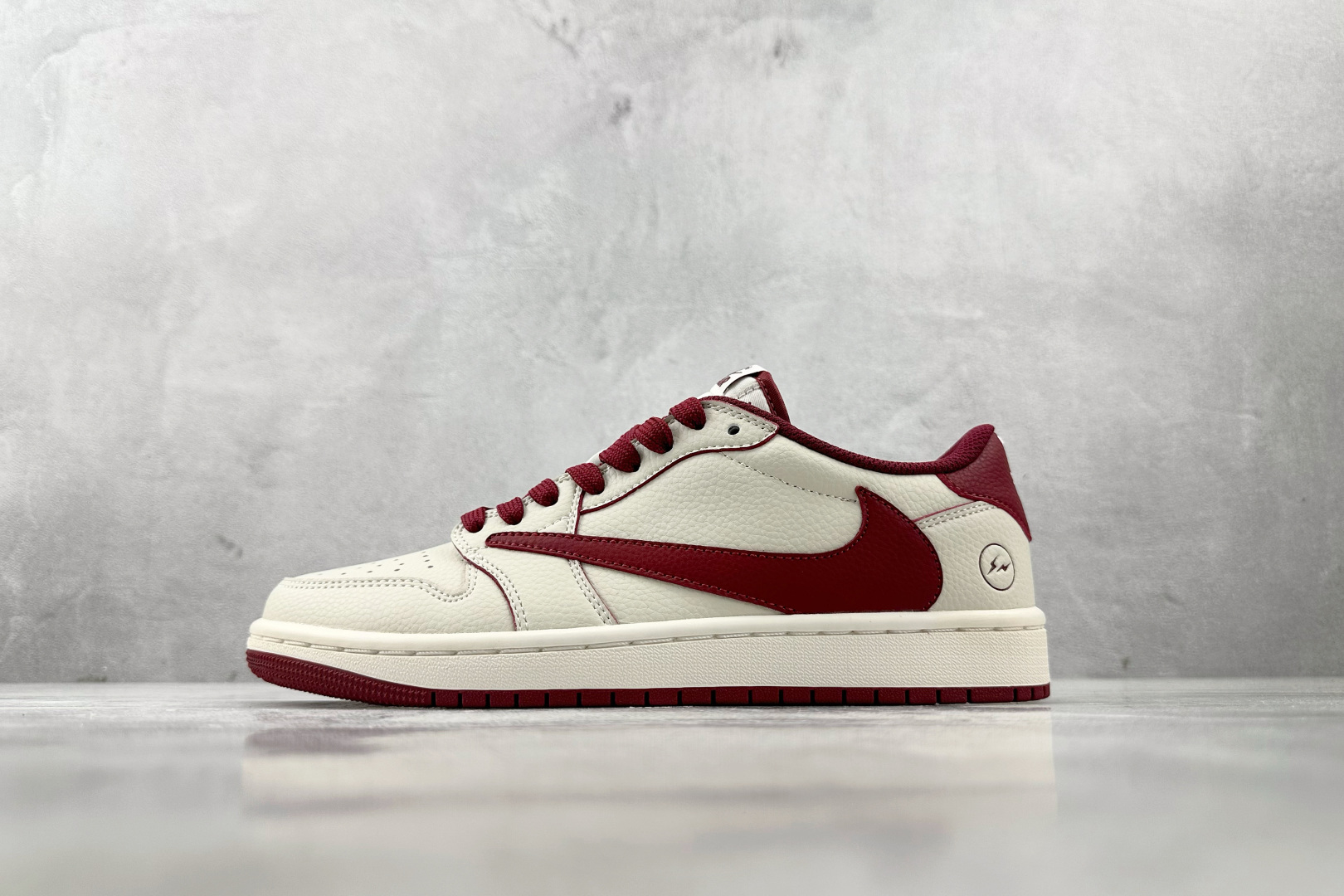 定制 Air Jordan 1 Low ow SP 倒钩联名 米白红 LK1099-066