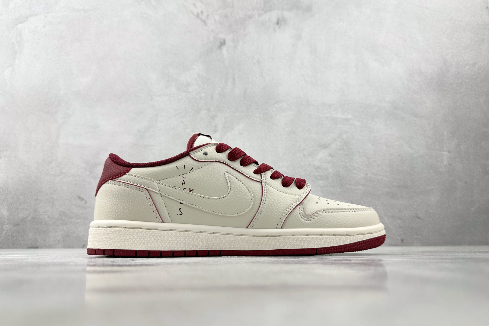 定制 Air Jordan 1 Low ow SP 倒钩联名 米白红 LK1099-066