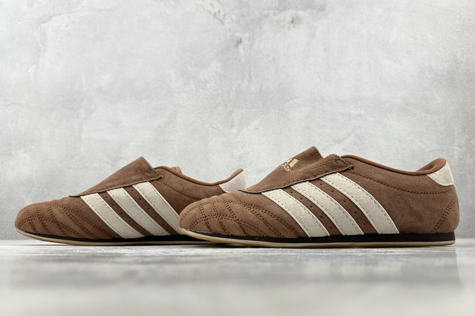 出口订单 adidas TAEKWONDO 深棕 JQ3605