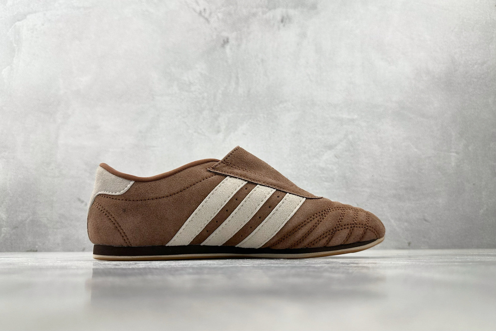 出口订单 adidas TAEKWONDO 深棕 JQ3605