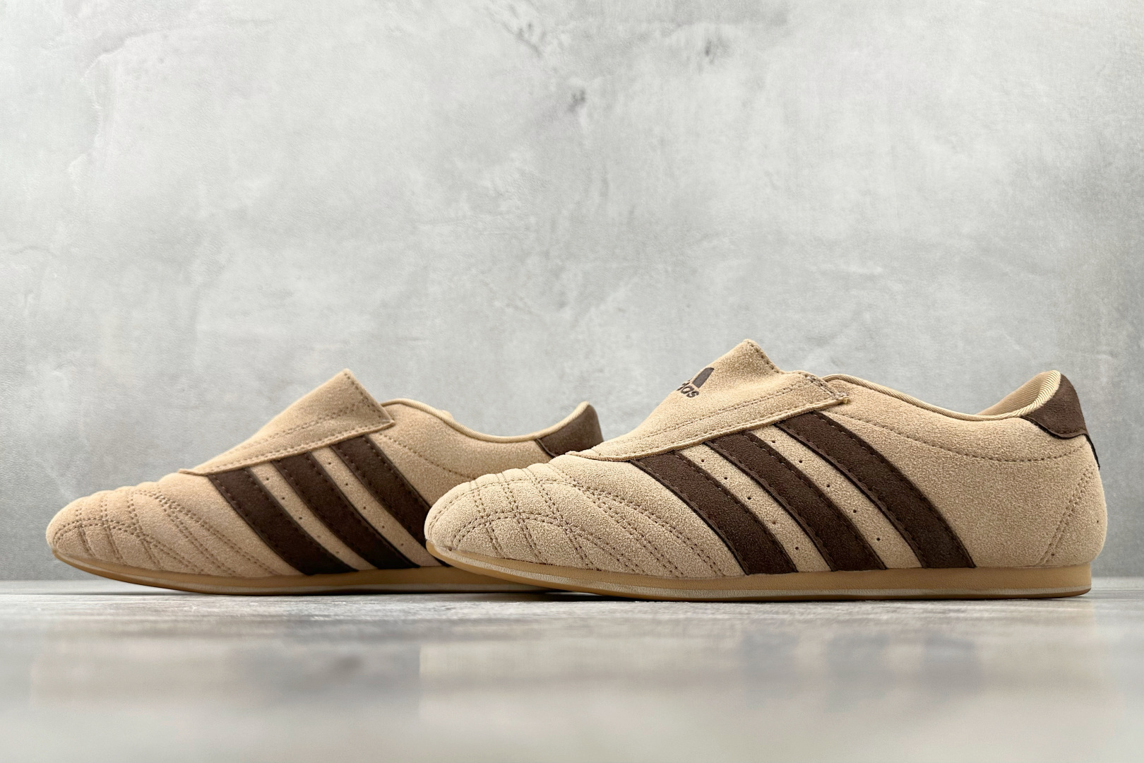 出口订单 adidas TAEKWONDO 浅棕 JQ3606