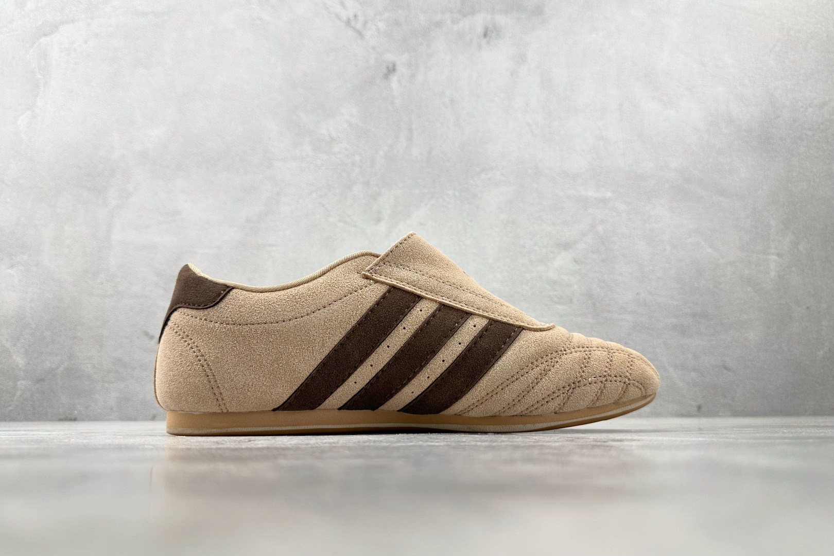 出口订单 adidas TAEKWONDO 浅棕 JQ3606