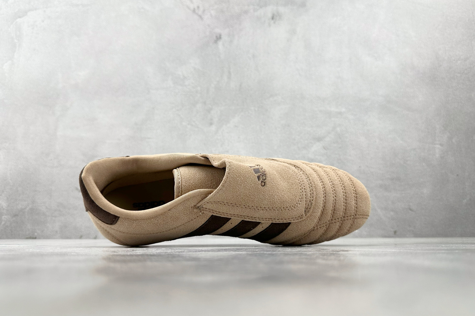 出口订单 adidas TAEKWONDO 浅棕 JQ3606