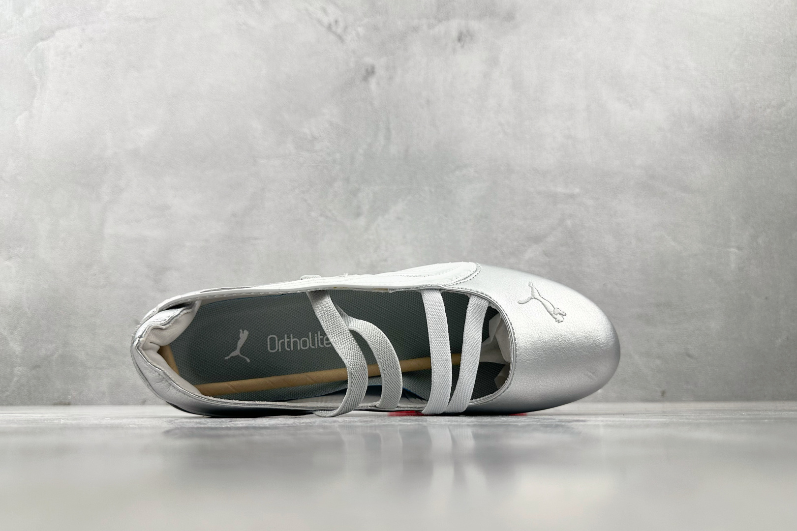 150 平台爆款 PUMA speedcat Ballet 银白色 401581-01-Chinese UA Cheap High Quatity Brand Clothes Bags handbags Sneakers wholesale wholesaler seller from China Factory suppliers Fashion Clothing Shoes best Quality Beautiful Price 150 平台爆款 PUMA speedcat Ballet 银白色 401581-01