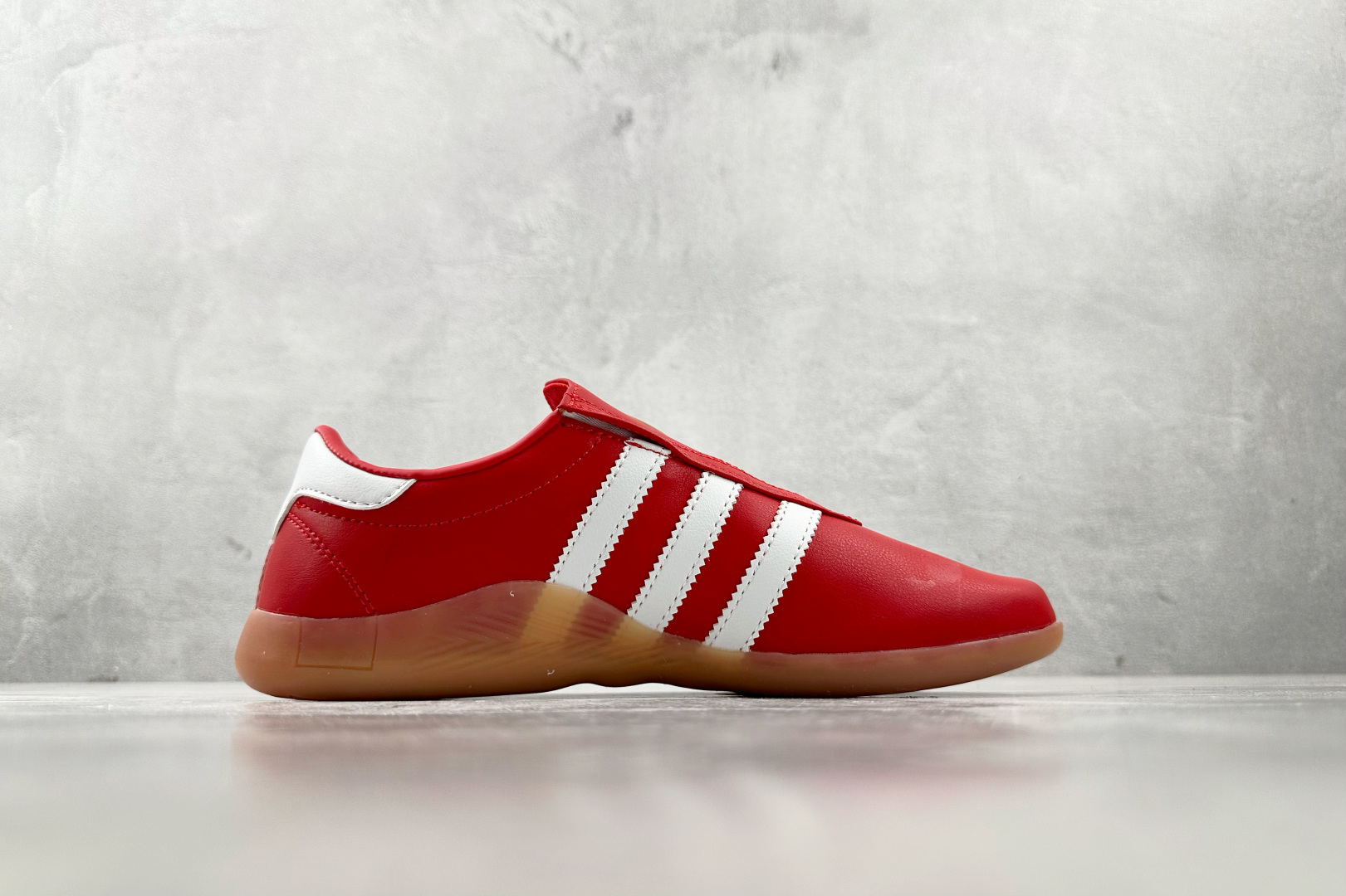 出口订单 adidas TAEKWONDO MEI 红白色 JR2646