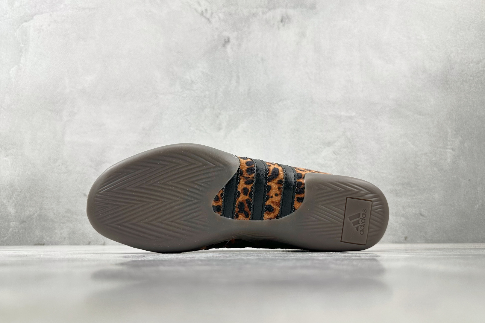 出口订单 adidas TAEKWONDO MEI W 棕黑色 JS0298