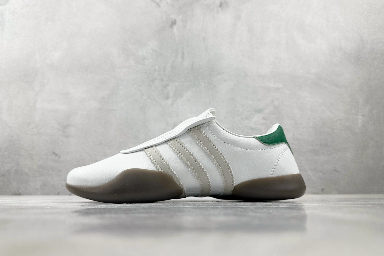 出口订单 KITH x adidas TAEKWONDO MEI白绿 JP8430