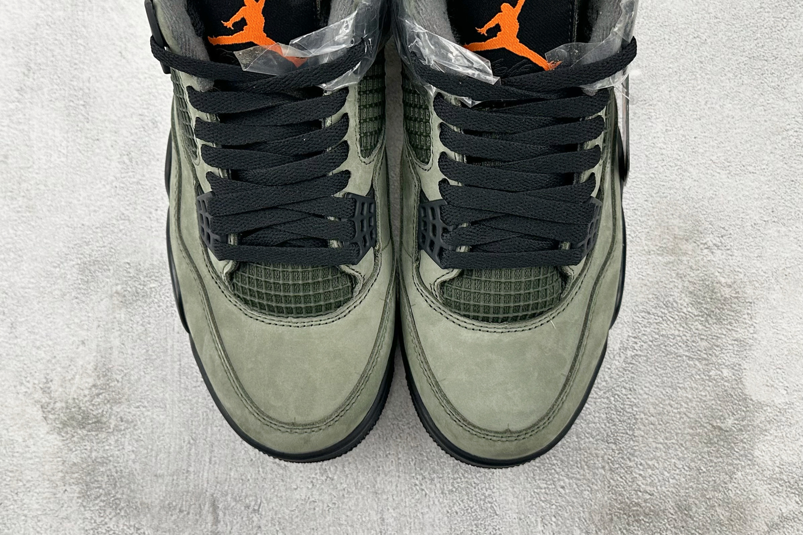 460 顶级原版 UNDEFEATED x Jordan Air Jordan 4 橄榄色 IB1854-200