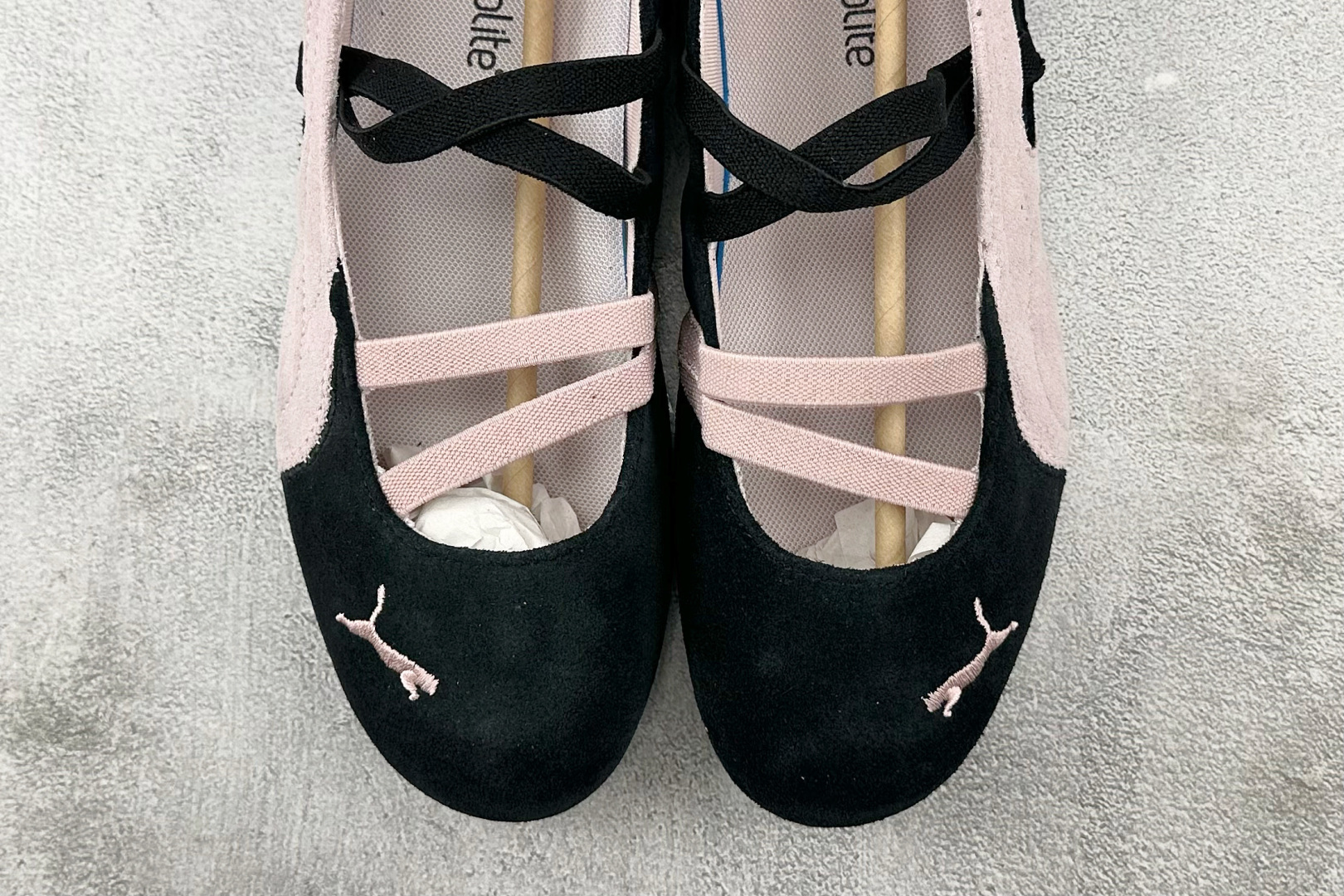 150 平台爆款 PUMA speedcat Ballet 黑粉色 401287-02-Chinese UA Cheap High Quatity Brand Clothes Bags handbags Sneakers wholesale wholesaler seller from China Factory suppliers Fashion Clothing Shoes best Quality Beautiful Price 150 平台爆款 PUMA speedcat Ballet 黑粉色 401287-02