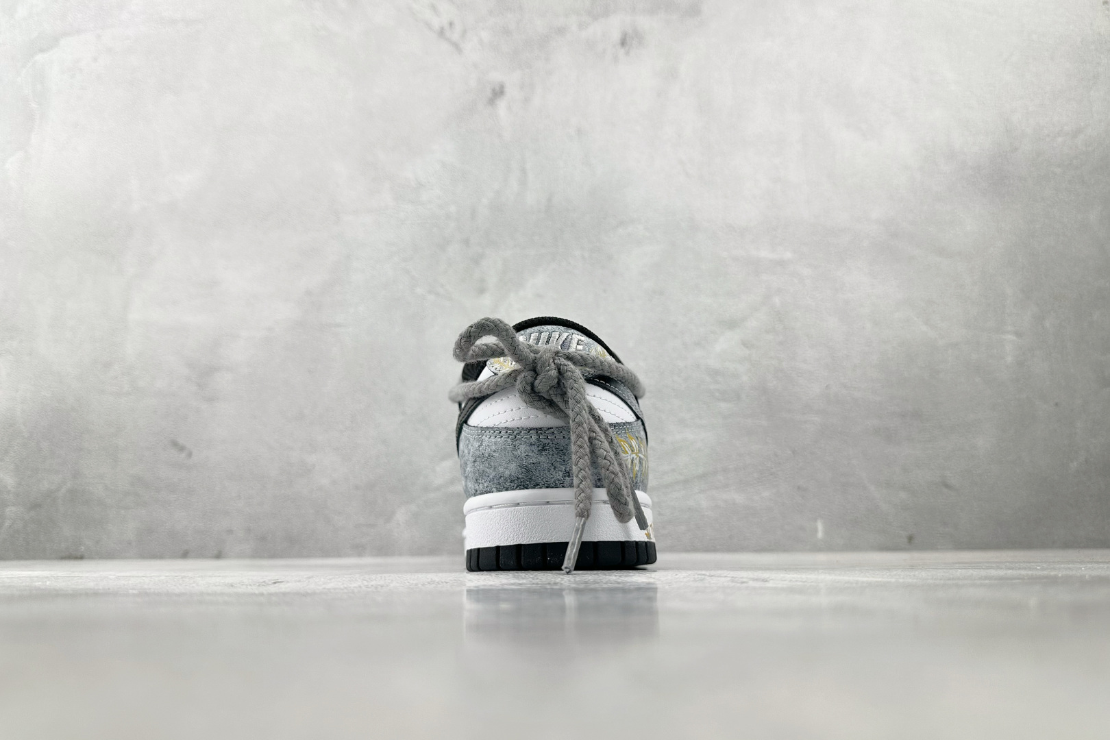 YC 双十一特价双十一特价【定制球鞋】Nike Dunk 风吹麦浪 灰白货号：DD1391-100（Te