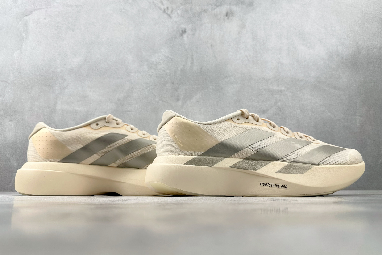 250 全新工厂开发 adidas Adizero Evo SL Wonder White 米色 JR5841-Chinese UA Cheap High Quatity Brand Clothes Bags handbags Sneakers wholesale wholesaler seller from China Factory suppliers Fashion Clothing Shoes best Quality Beautiful Price 250 全新工厂开发 adidas Adizero Evo SL Wonder White 米色 JR5841