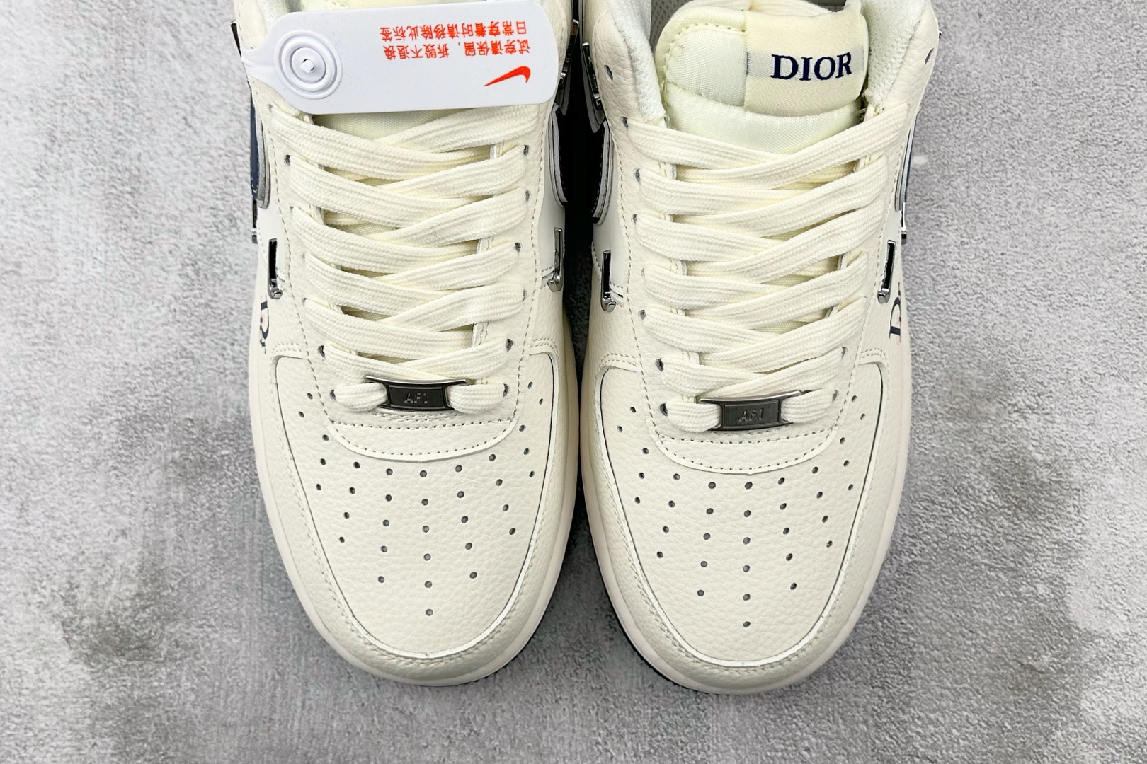 260 Nike Air Force 1'07 Dior 联名 米白蓝 XS2869-001-Chinese UA Cheap High Quatity Brand Clothes Bags handbags Sneakers wholesale wholesaler seller from China Factory suppliers Fashion Clothing Shoes best Quality Beautiful Price 260 Nike Air Force 1'07 Dior 联名 米白蓝 XS2869-001