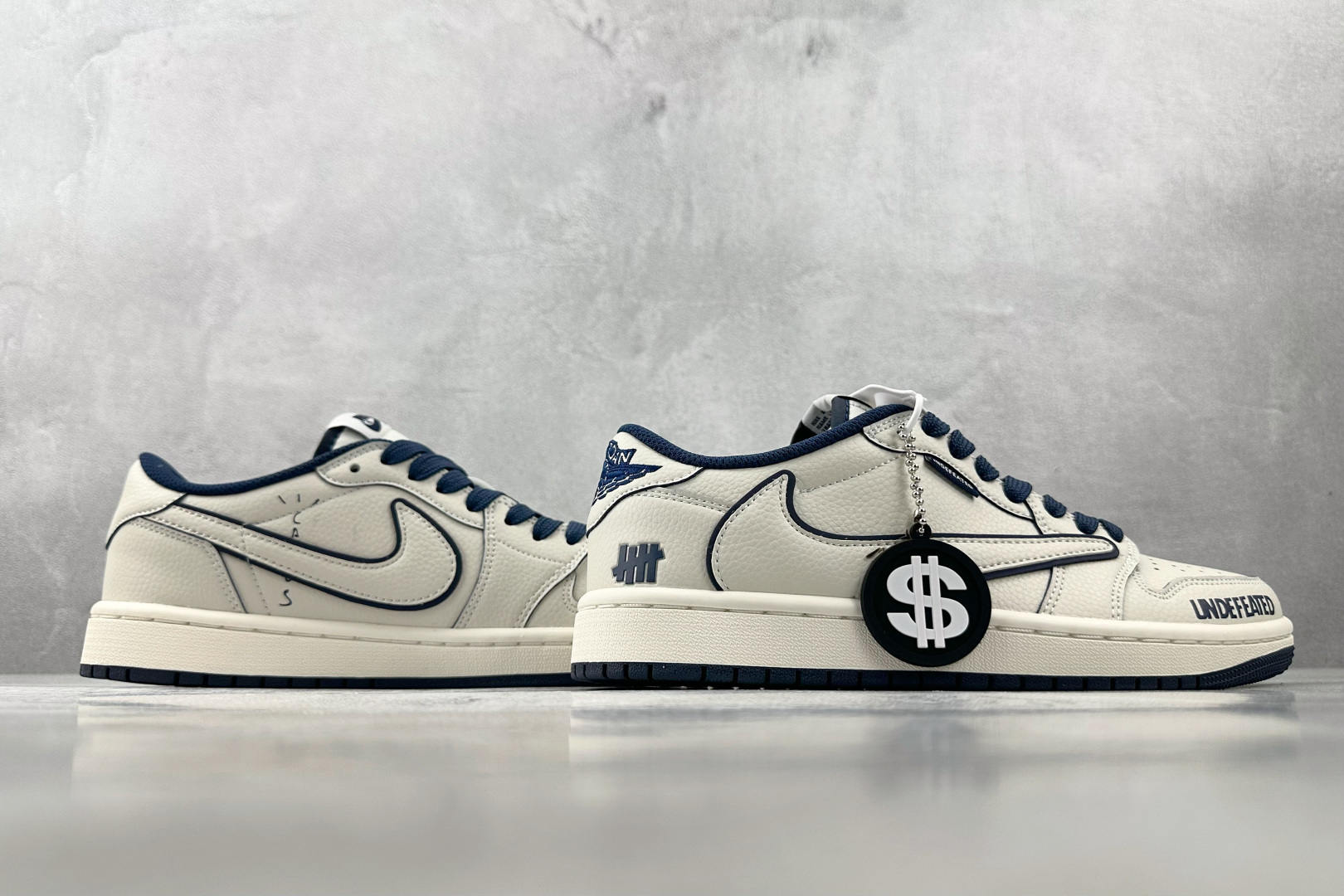 280 定制 Air Jordan 1 Low ow SP UNDEFEATED 倒钩联名 米白蓝 DF1845-533-Chinese UA Cheap High Quatity Brand Clothes Bags handbags Sneakers wholesale wholesaler seller from China Factory suppliers Fashion Clothing Shoes best Quality Beautiful Price 280 定制 Air Jordan 1 Low ow SP UNDEFEATED 倒钩联名 米白蓝 DF1845-533