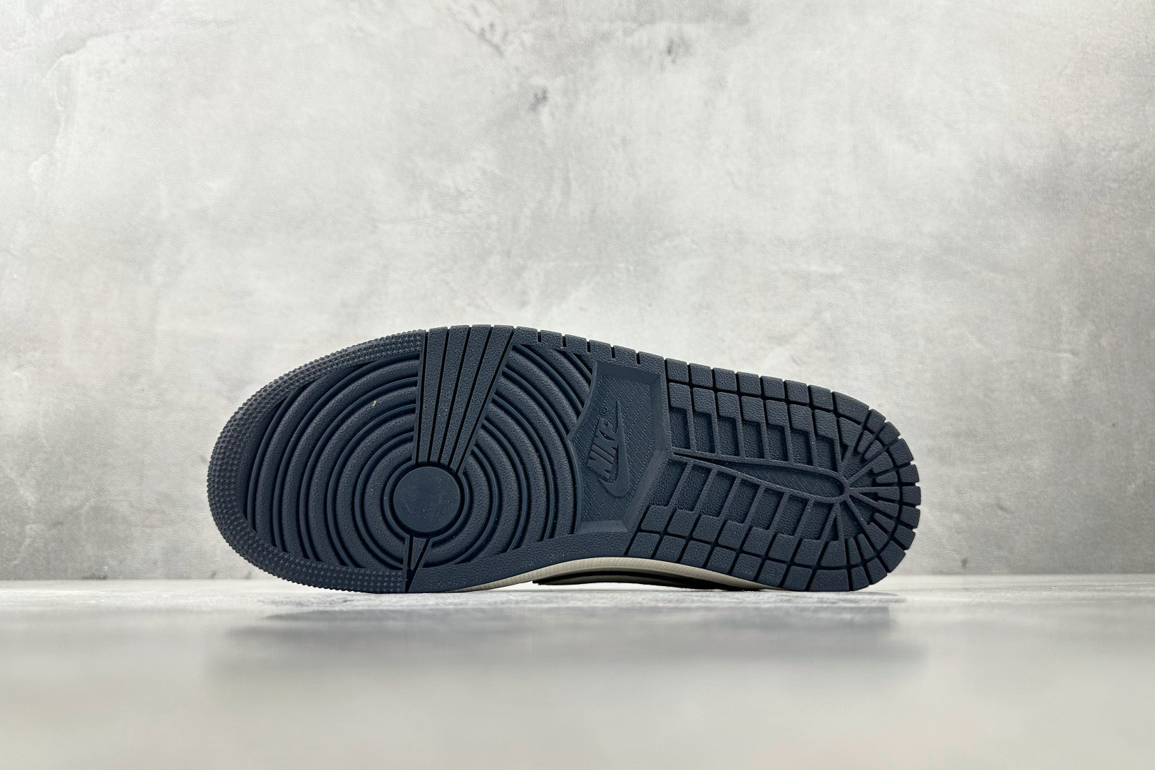 280 定制 Air Jordan 1 Low ow SP UNDEFEATED 倒钩联名 米白蓝 DF1845-533-Chinese UA Cheap High Quatity Brand Clothes Bags handbags Sneakers wholesale wholesaler seller from China Factory suppliers Fashion Clothing Shoes best Quality Beautiful Price 280 定制 Air Jordan 1 Low ow SP UNDEFEATED 倒钩联名 米白蓝 DF1845-533