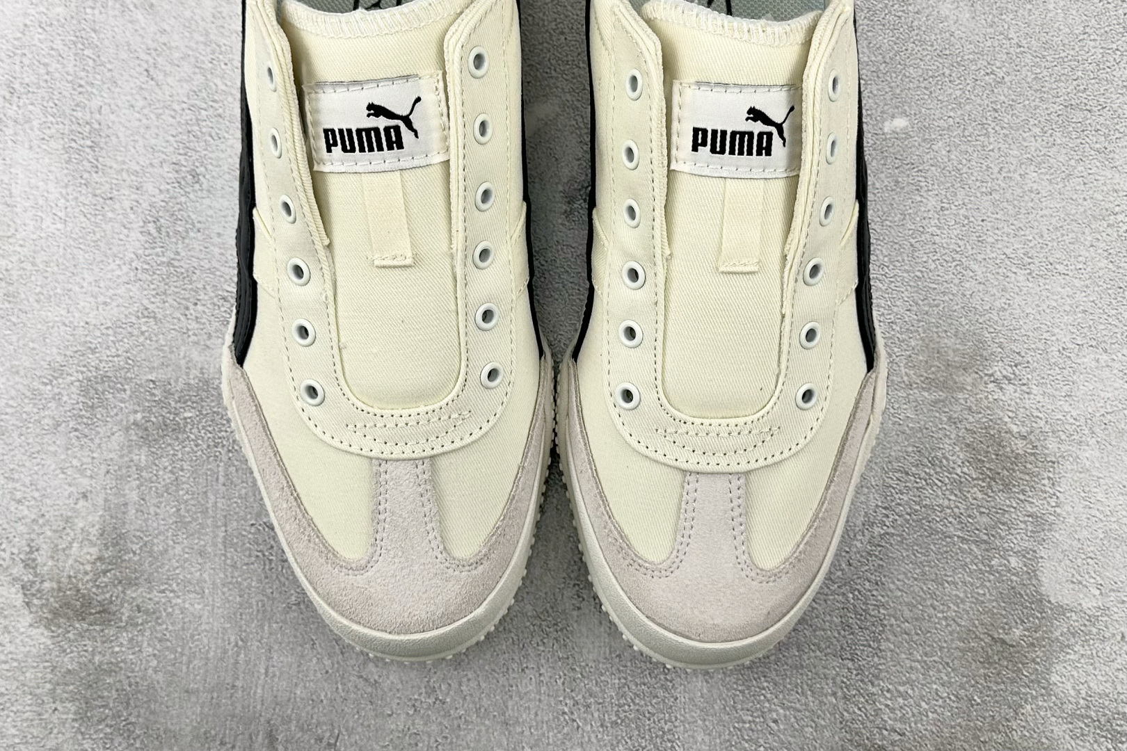 160 平台爆款 PUMA Bella UT 白黑 402981-04-Chinese UA Cheap High Quatity Brand Clothes Bags handbags Sneakers wholesale wholesaler seller from China Factory suppliers Fashion Clothing Shoes best Quality Beautiful Price 160 平台爆款 PUMA Bella UT 白黑 402981-04