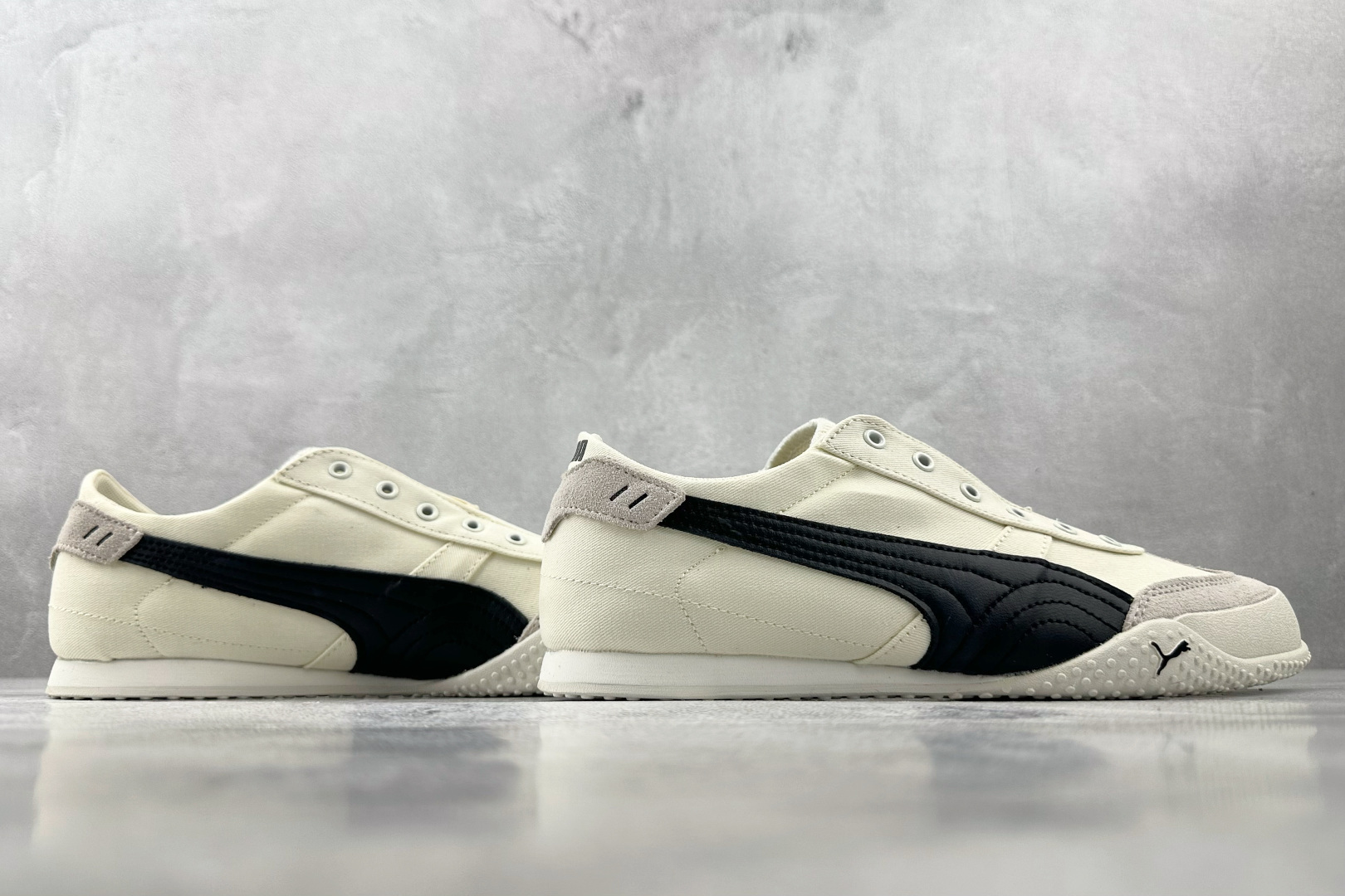 160 平台爆款 PUMA Bella UT 白黑 402981-04-Chinese UA Cheap High Quatity Brand Clothes Bags handbags Sneakers wholesale wholesaler seller from China Factory suppliers Fashion Clothing Shoes best Quality Beautiful Price 160 平台爆款 PUMA Bella UT 白黑 402981-04