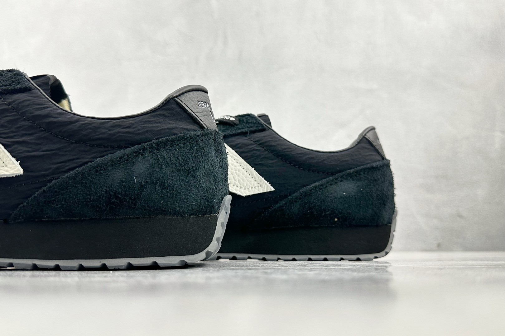 220 纯原 New Balance NB 471 黑色 U471AE-Chinese UA Cheap High Quatity Brand Clothes Bags handbags Sneakers wholesale wholesaler seller from China Factory suppliers Fashion Clothing Shoes best Quality Beautiful Price 220 纯原 New Balance NB 471 黑色 U471AE